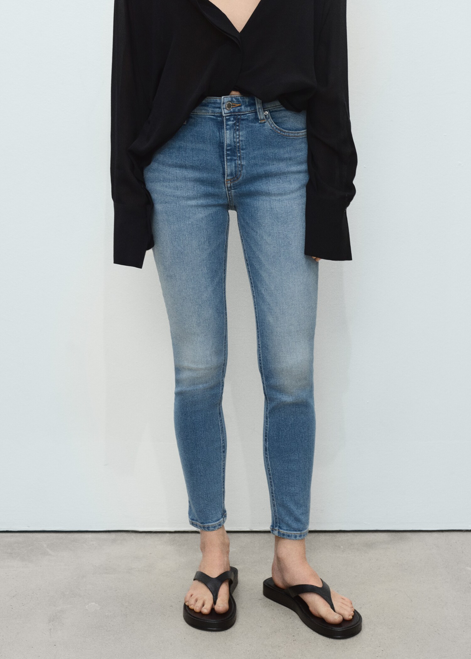 Orta belli skinny jean pantolon - Orta plan