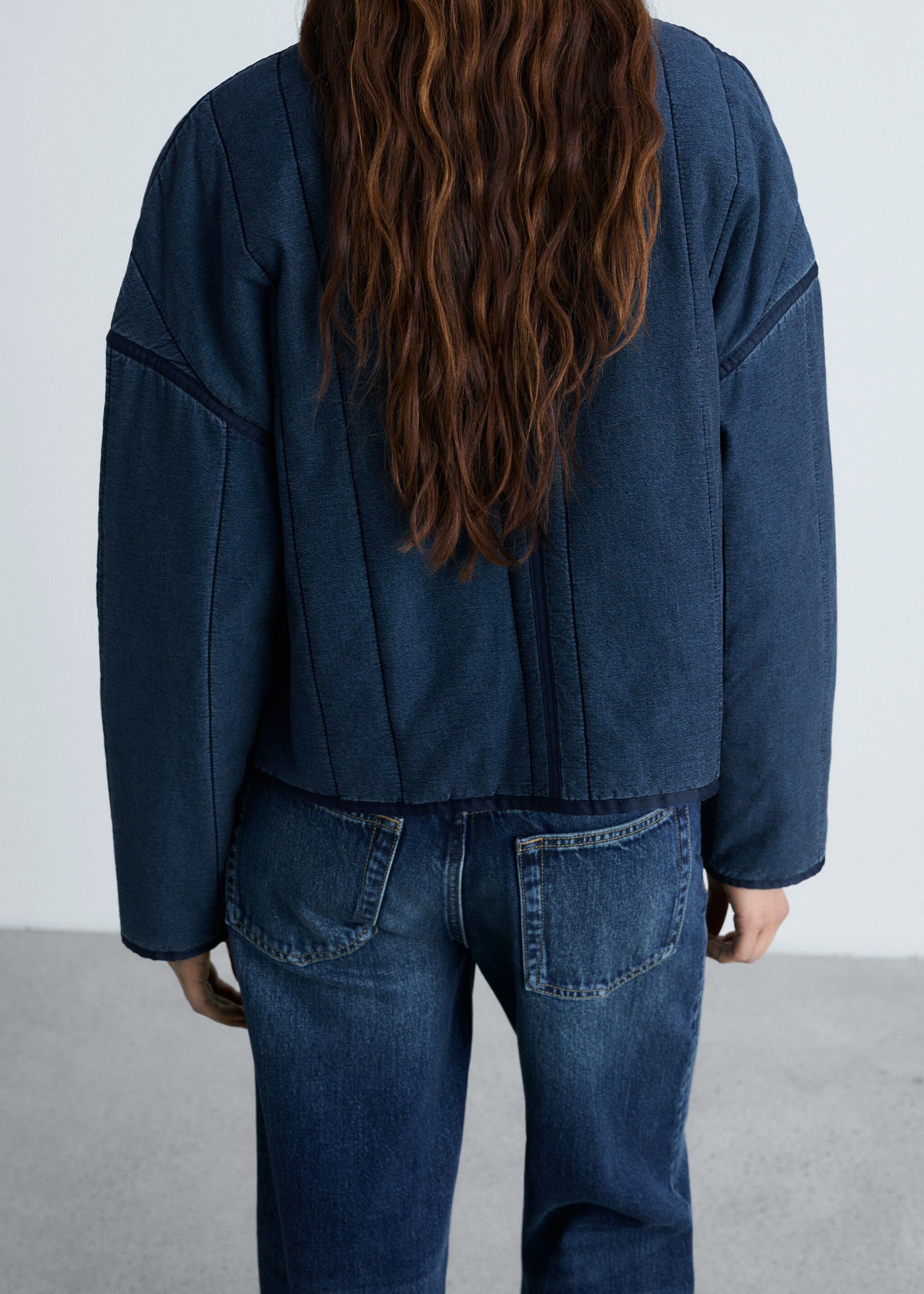 Quilted bomber jacket - Reverse of the article