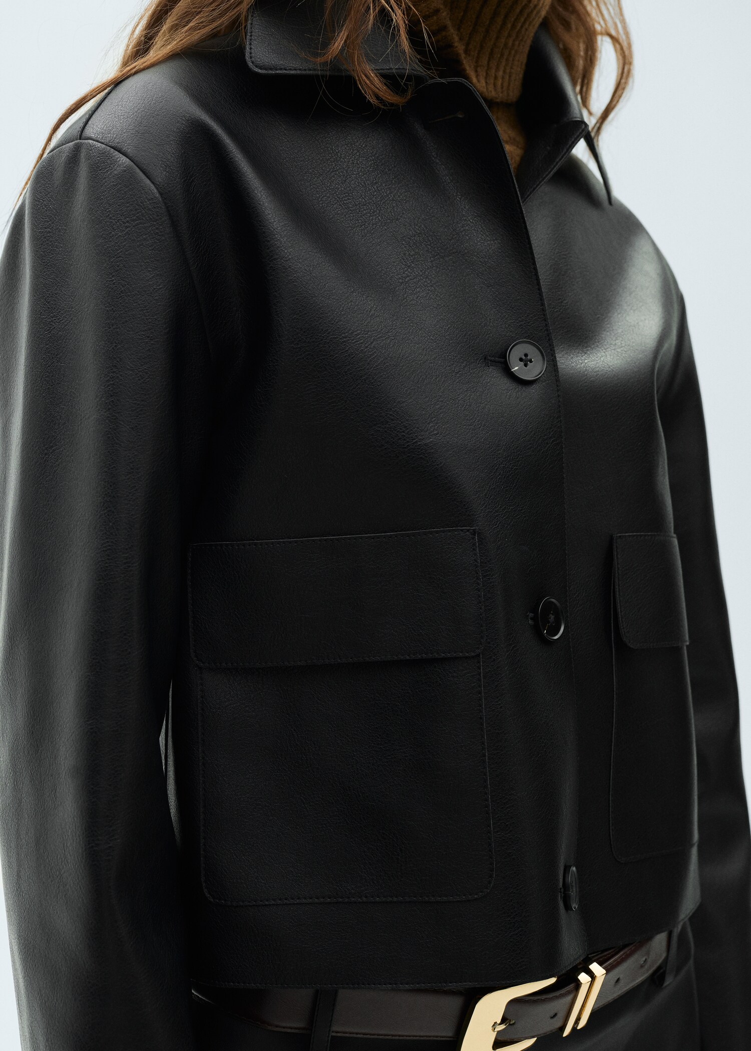Jacke mit Leder-Effekt und Taschen - Mittlere Ansicht