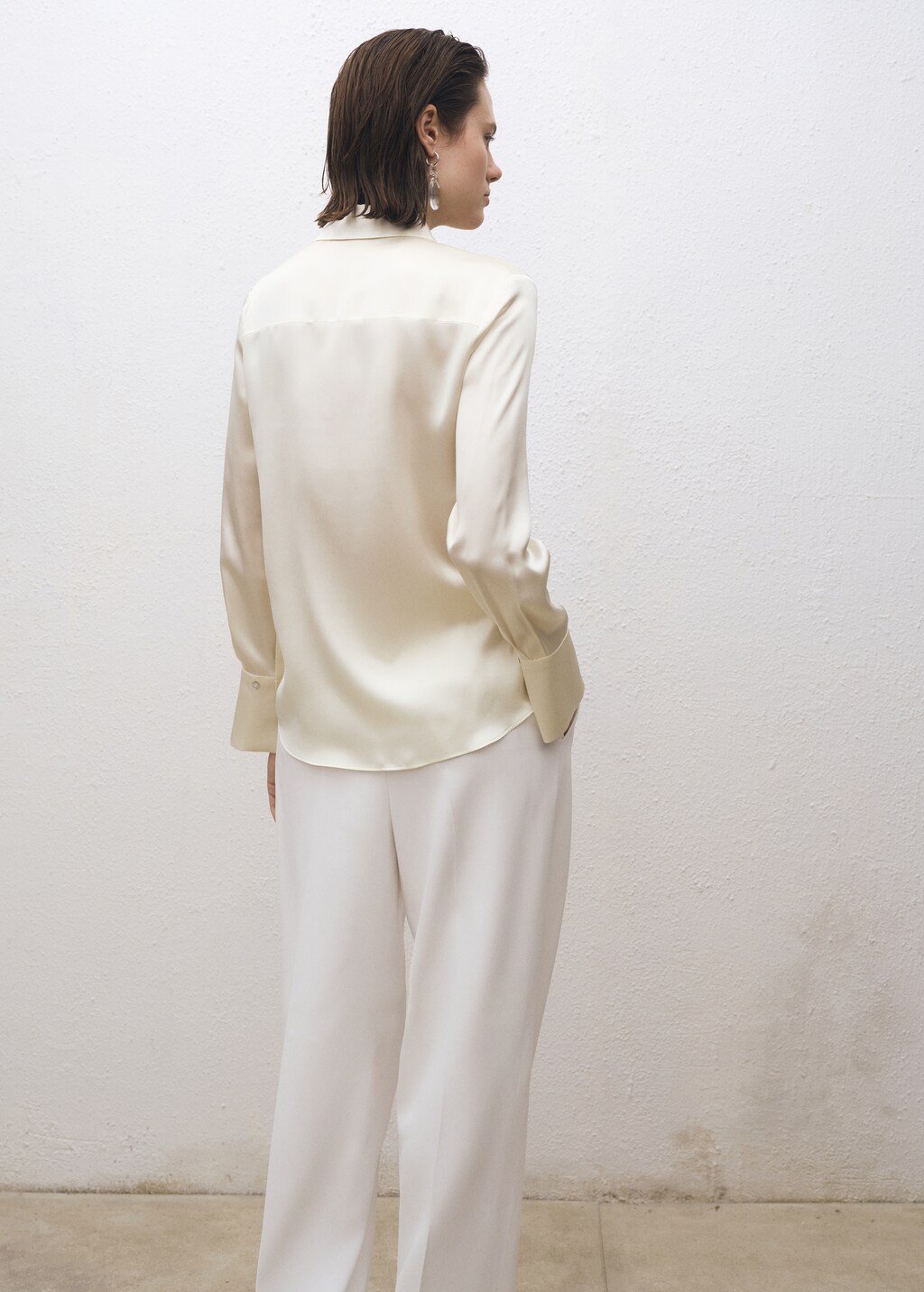 Satin silk shirt - Women | MANGO Japan Satin silk shirt - Women | MANGO Japan