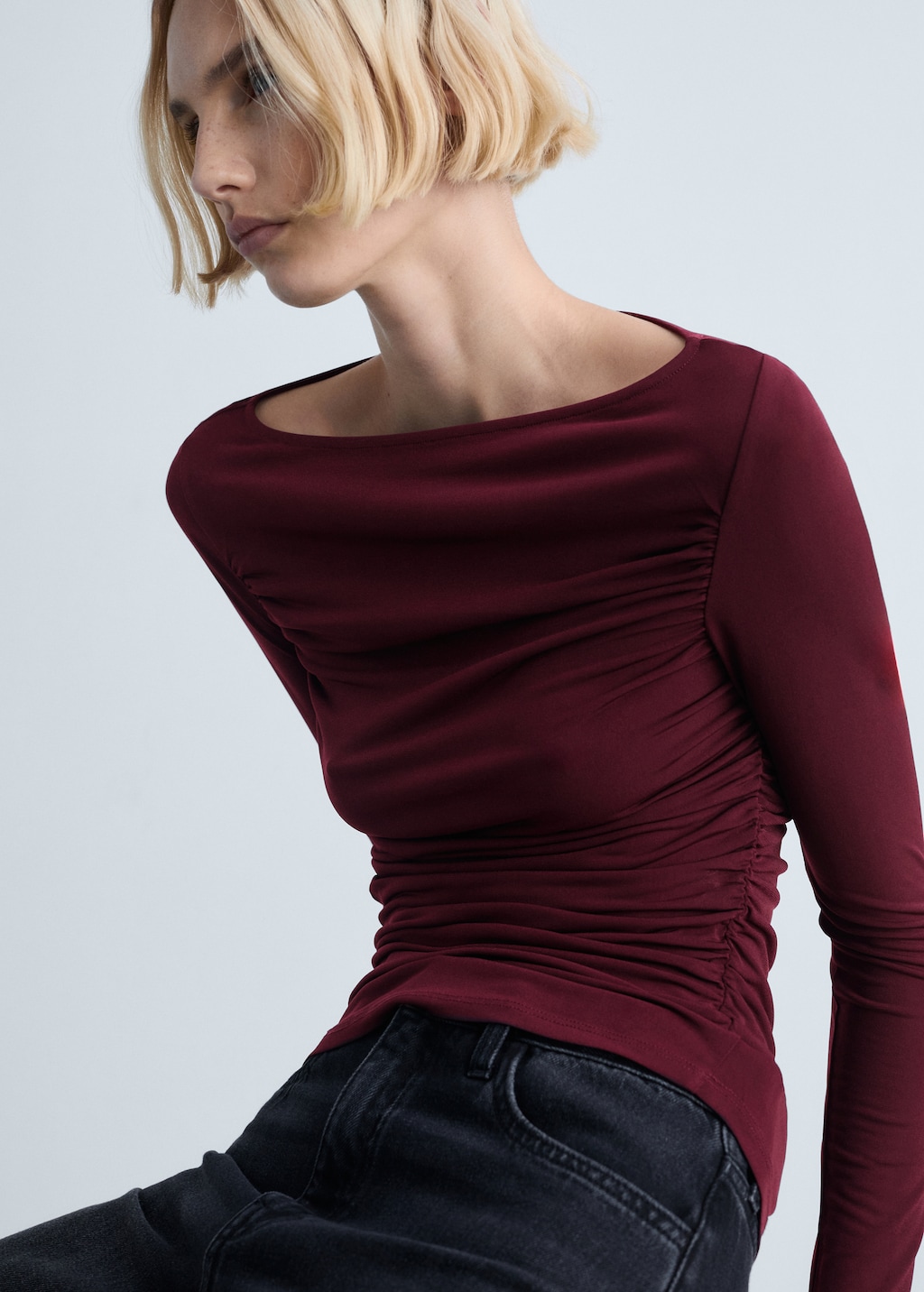 Draped fitted t-shirt | MANGO Madagascar