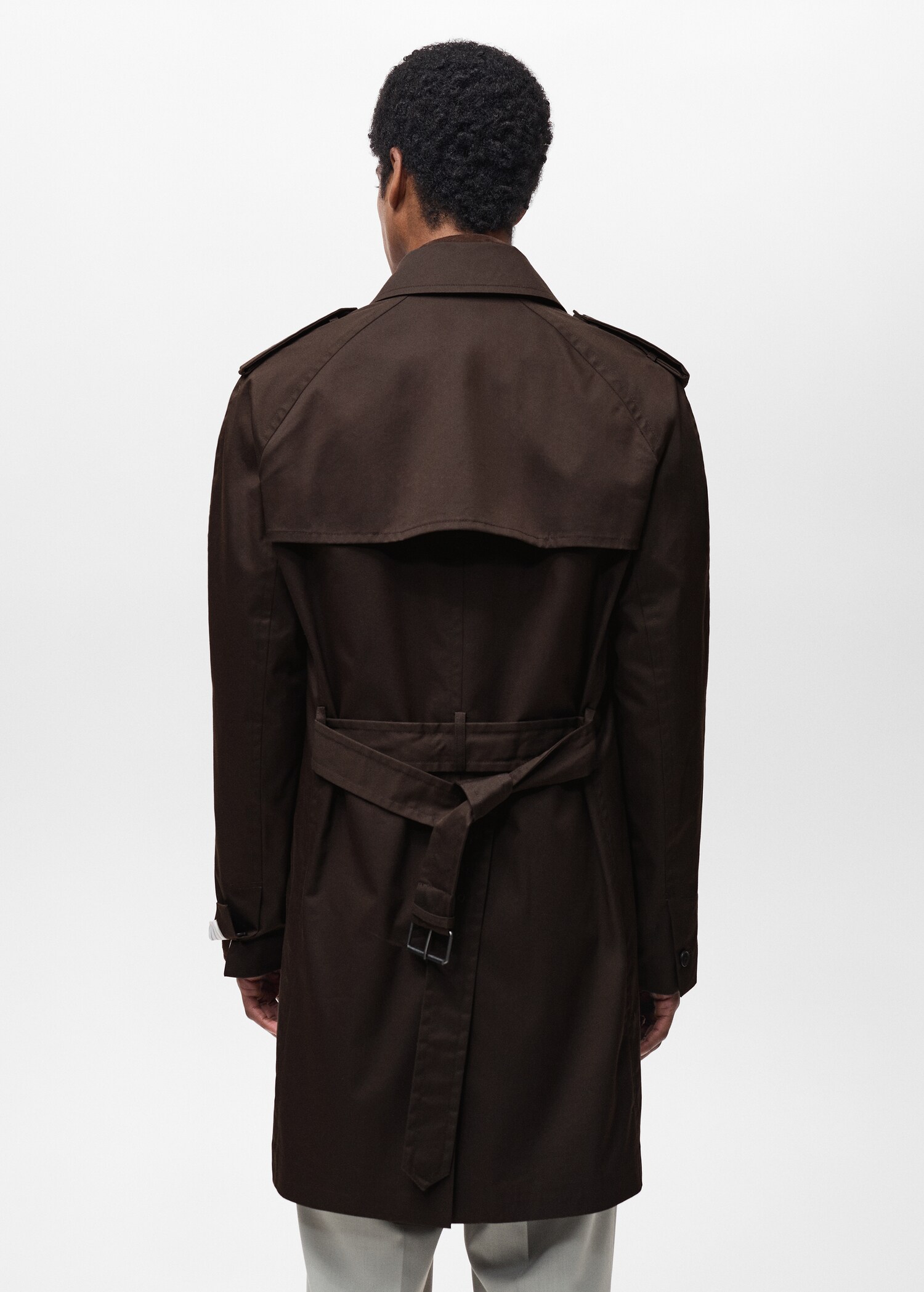 Water-repellent belted trench coat - Reverse of the article