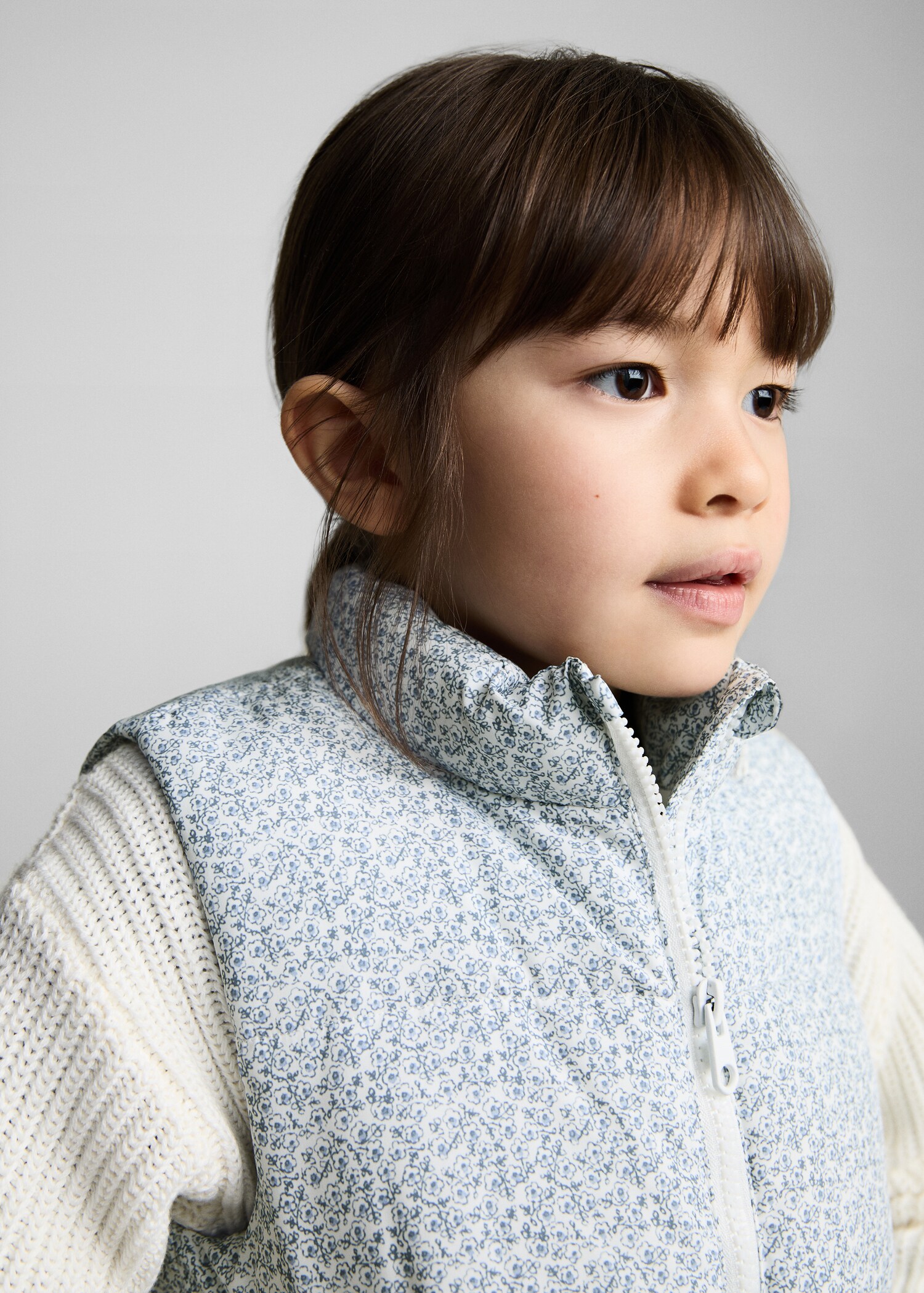 Printed quilted gilet - Details of the article 1