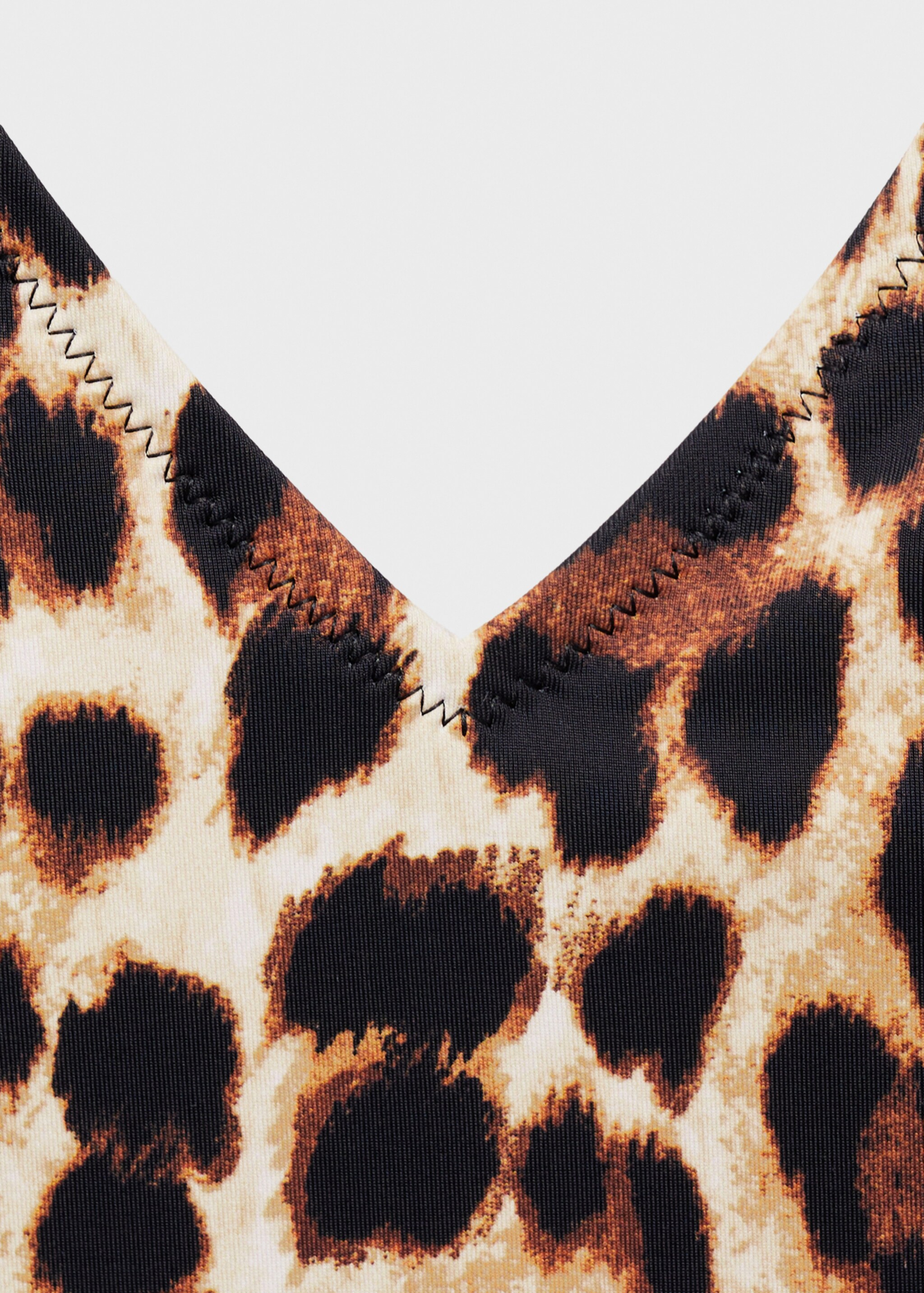 V-neck swimsuit - Details of the article 8