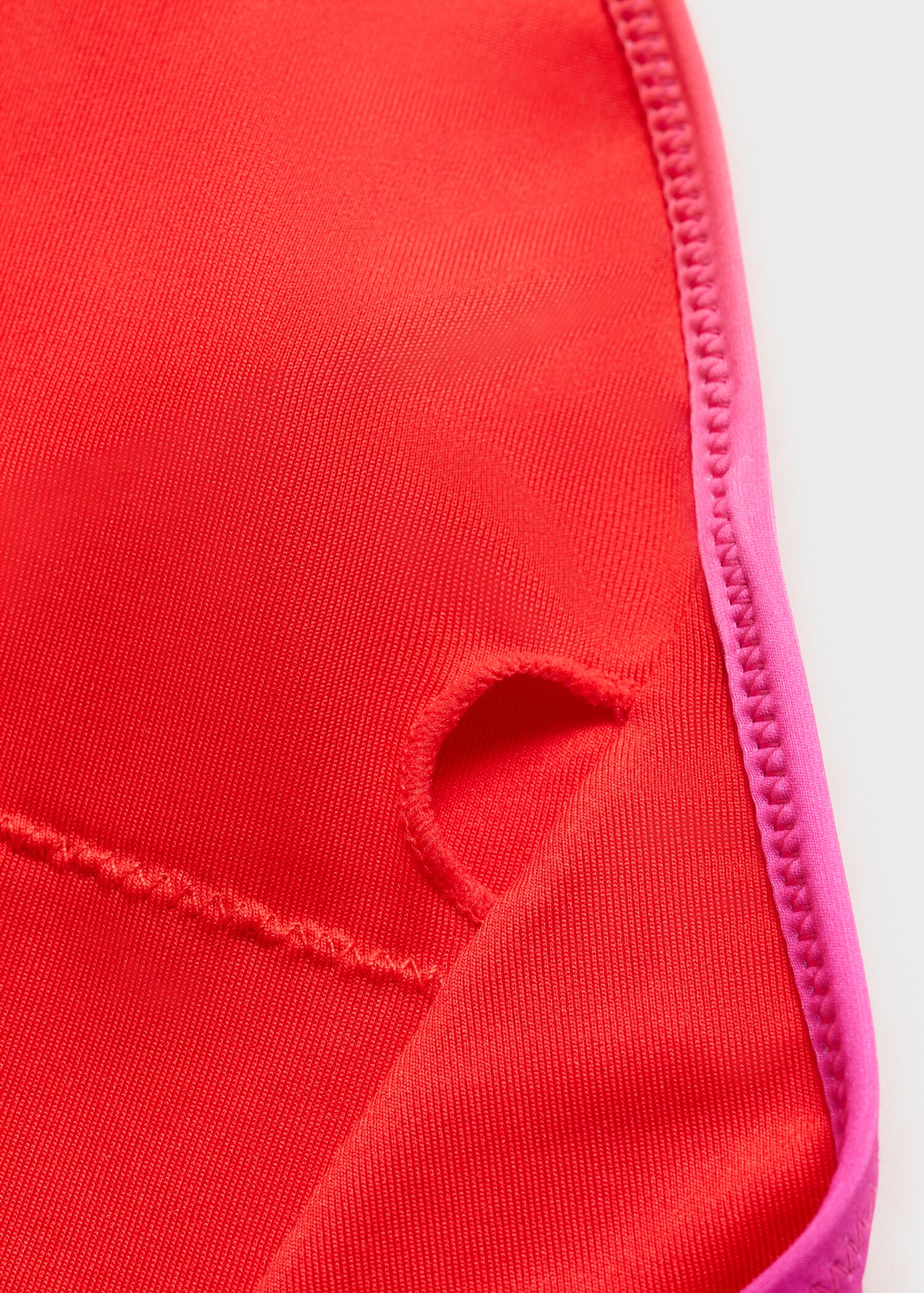 V-neck swimsuit - Details of the article 8