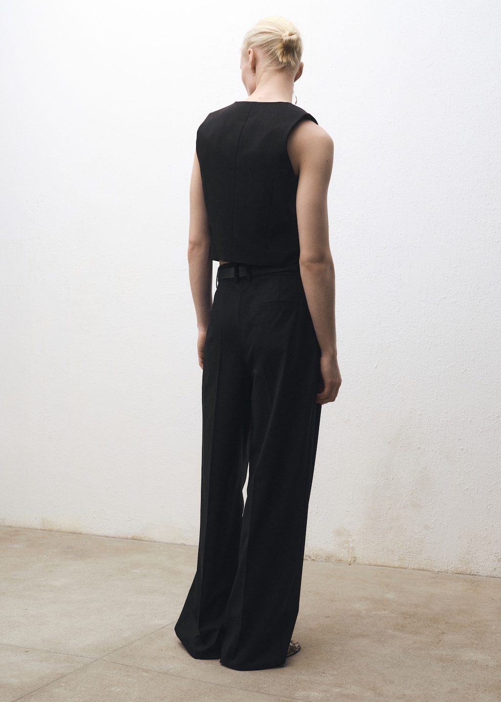 Wide leg wool-blend suit pants