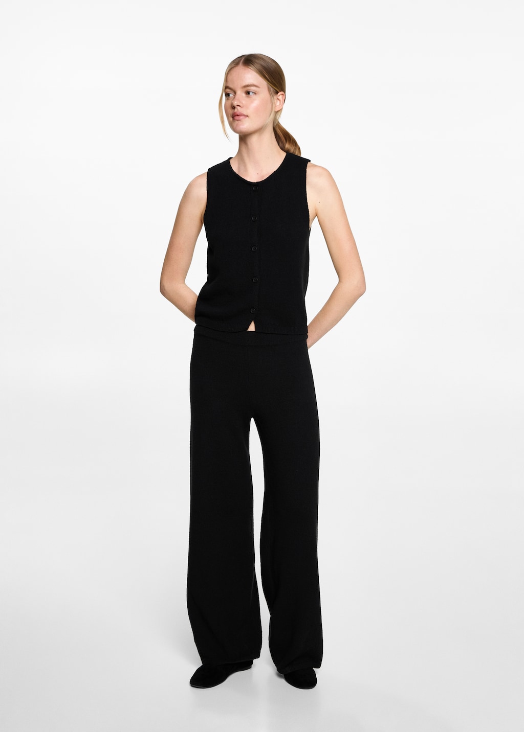 Buttoned knit top - Teen | MANGO USA