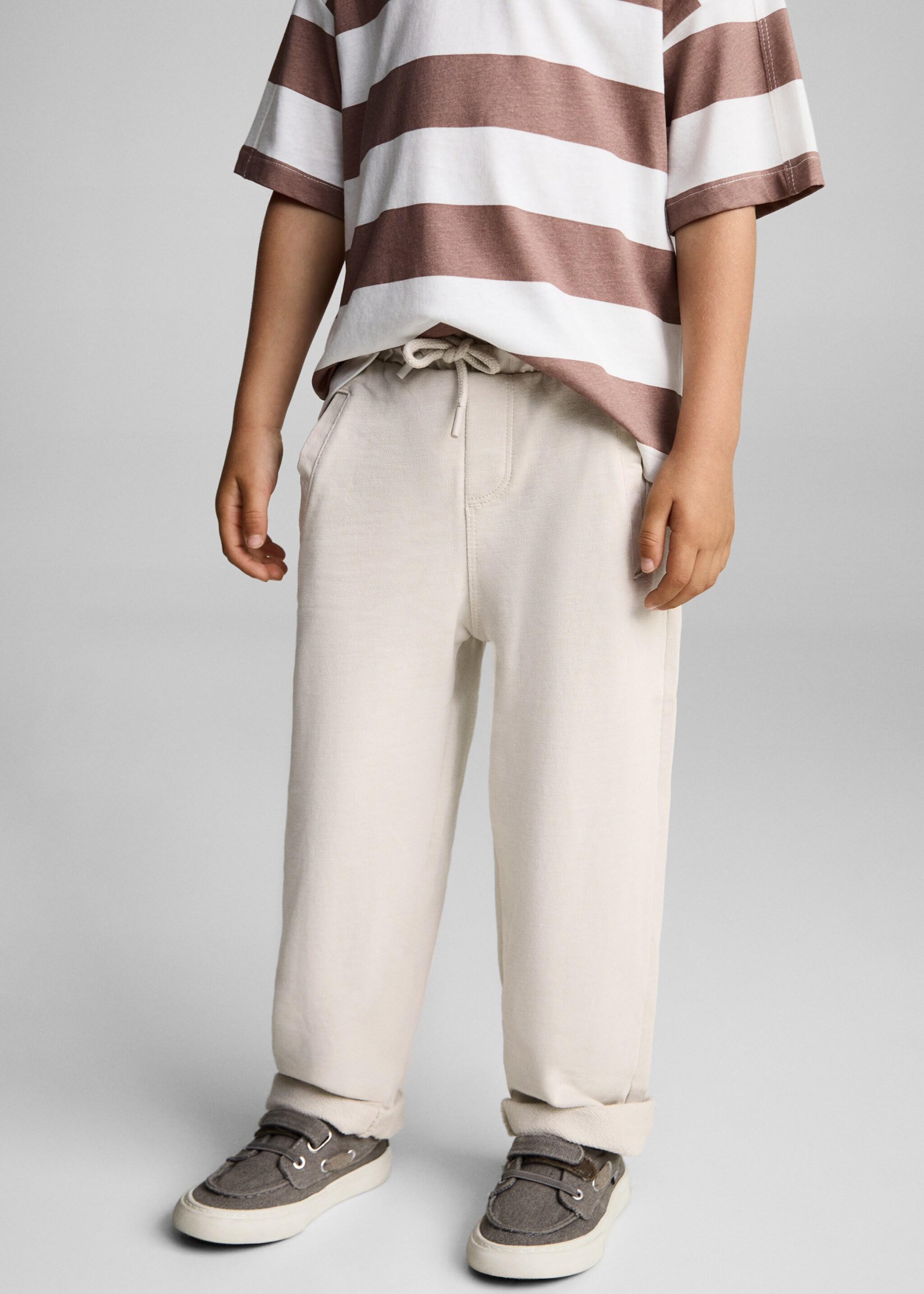 Joggerpants aus Strick - Mittlere Ansicht