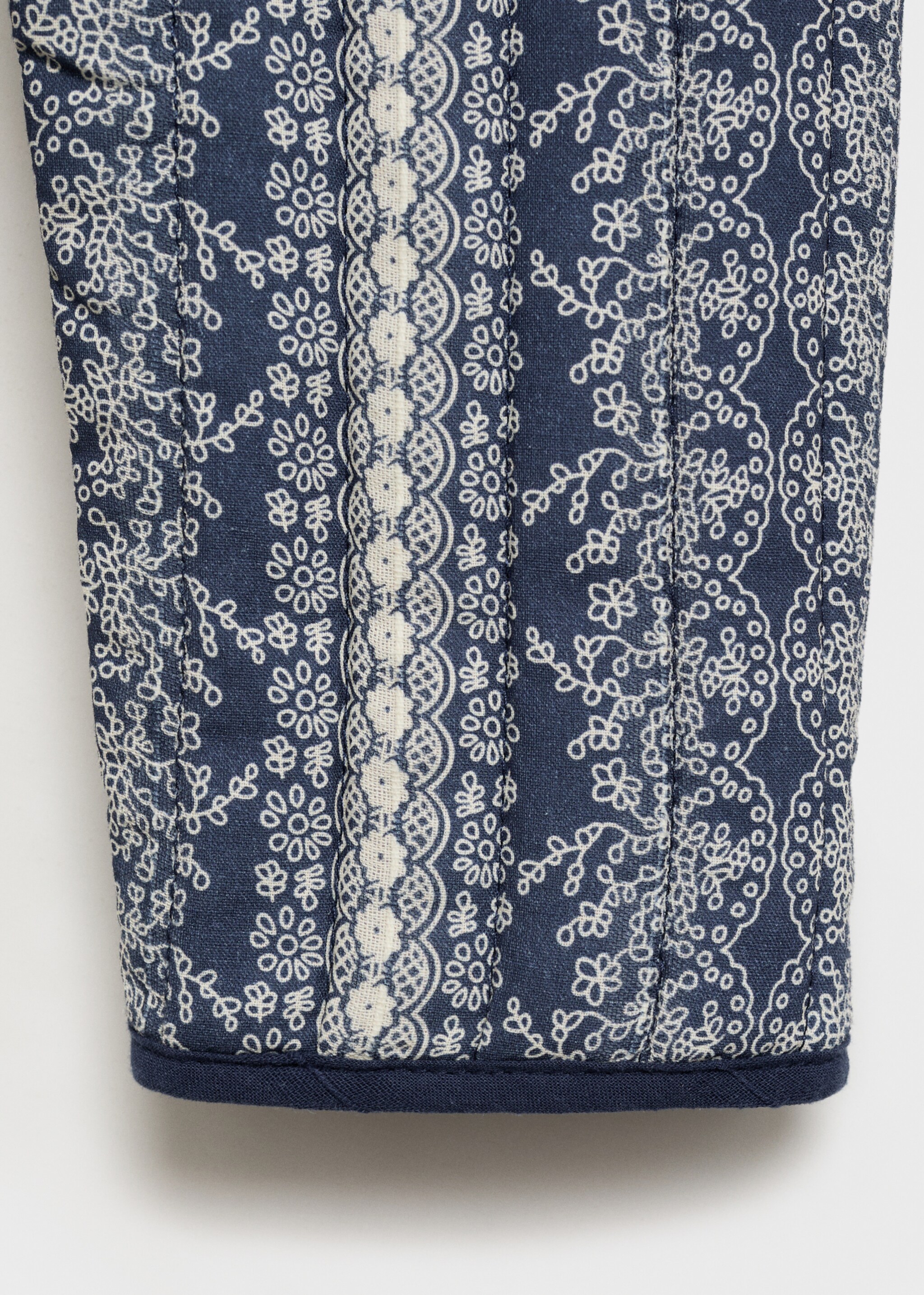 Printed quilted jacket - Details of the article 0