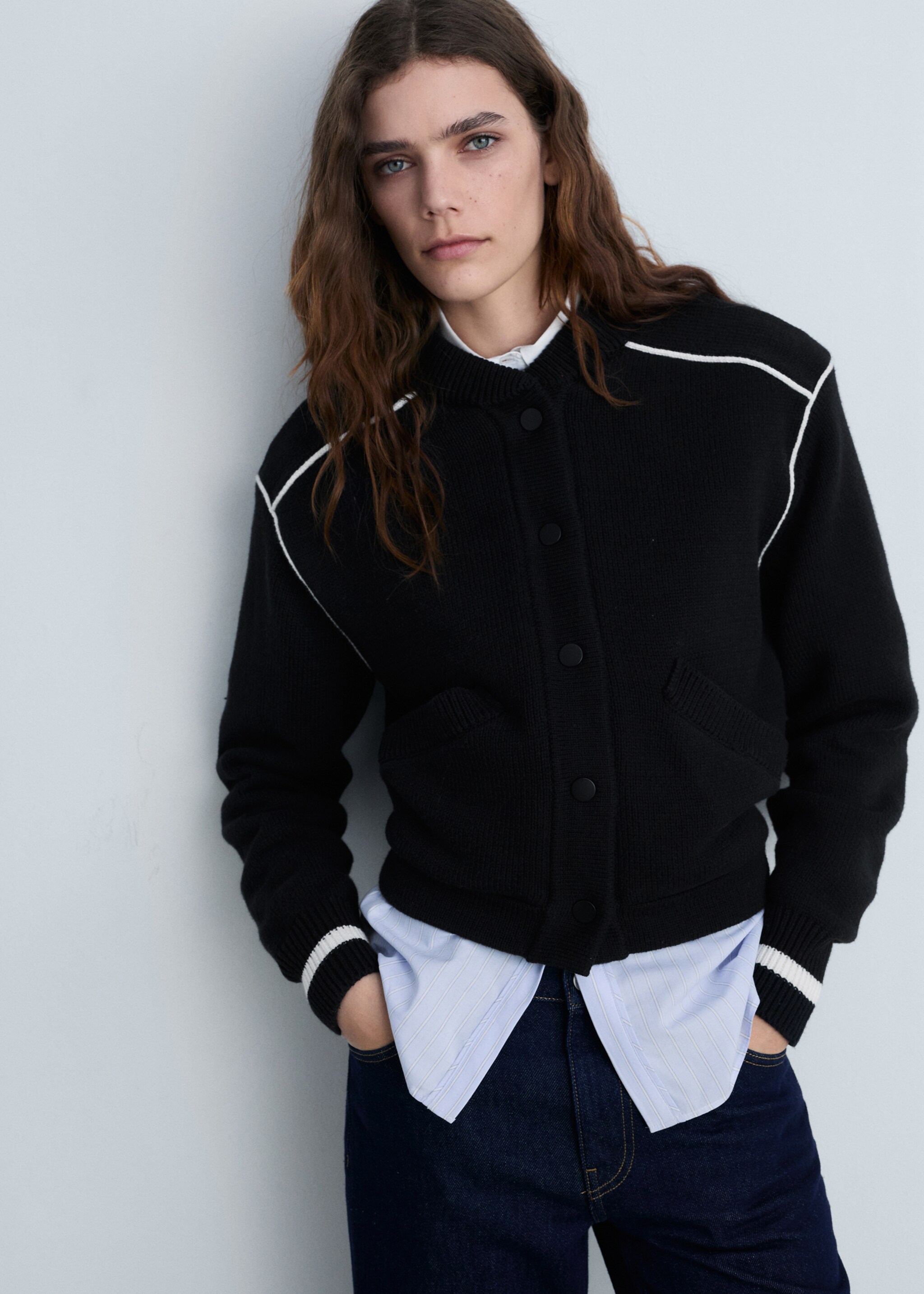 Chaqueta bomber punto - Plano medio