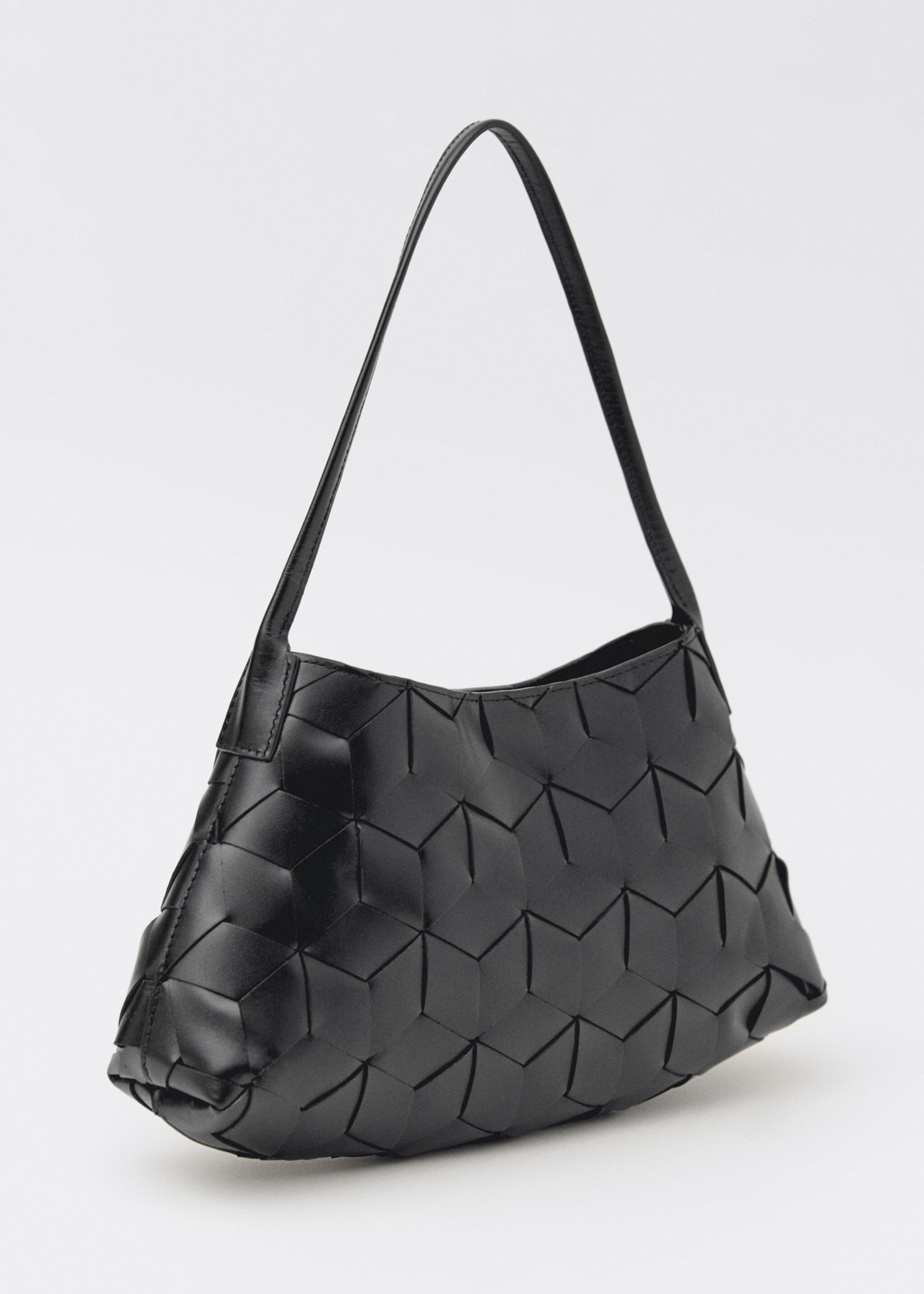 Schultertasche aus Leder in Flecht-Optik - Mittlere Ansicht