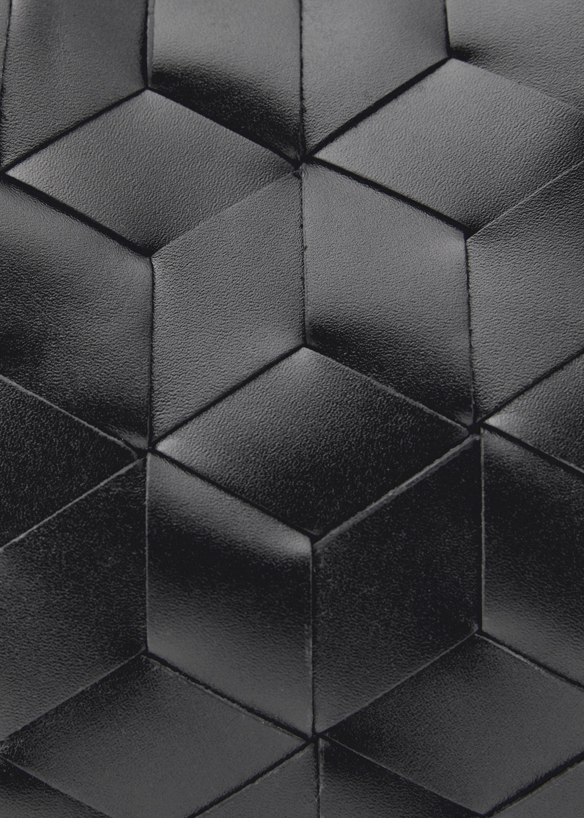 Braided leather shoulder bag - Details of the article 3