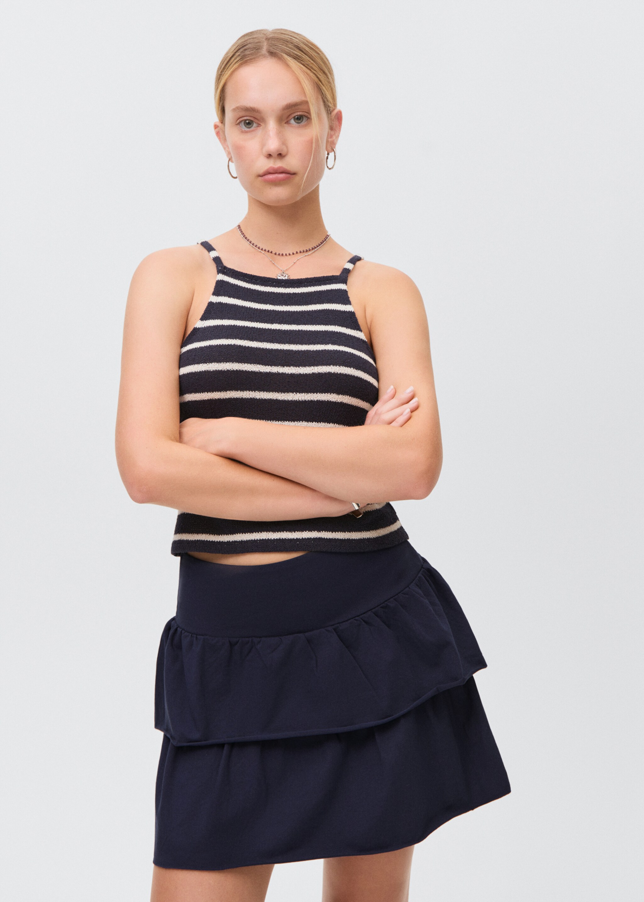 Ruffled mini-skirt trousers - Medium plane