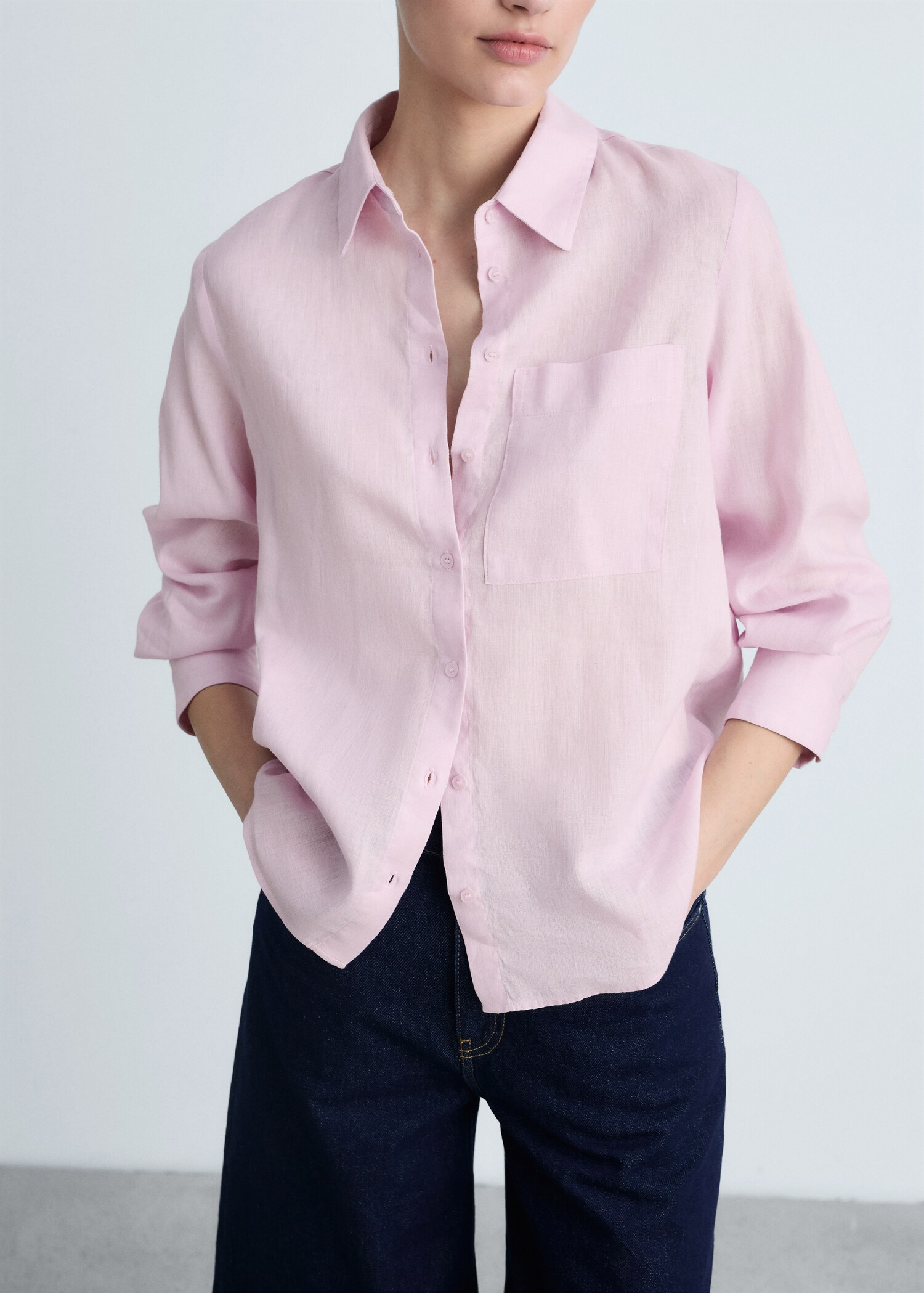 Pocket linen shirt - Details of the article 2