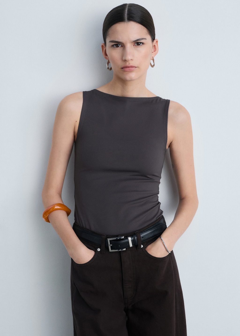 Boat-neck strapless top
