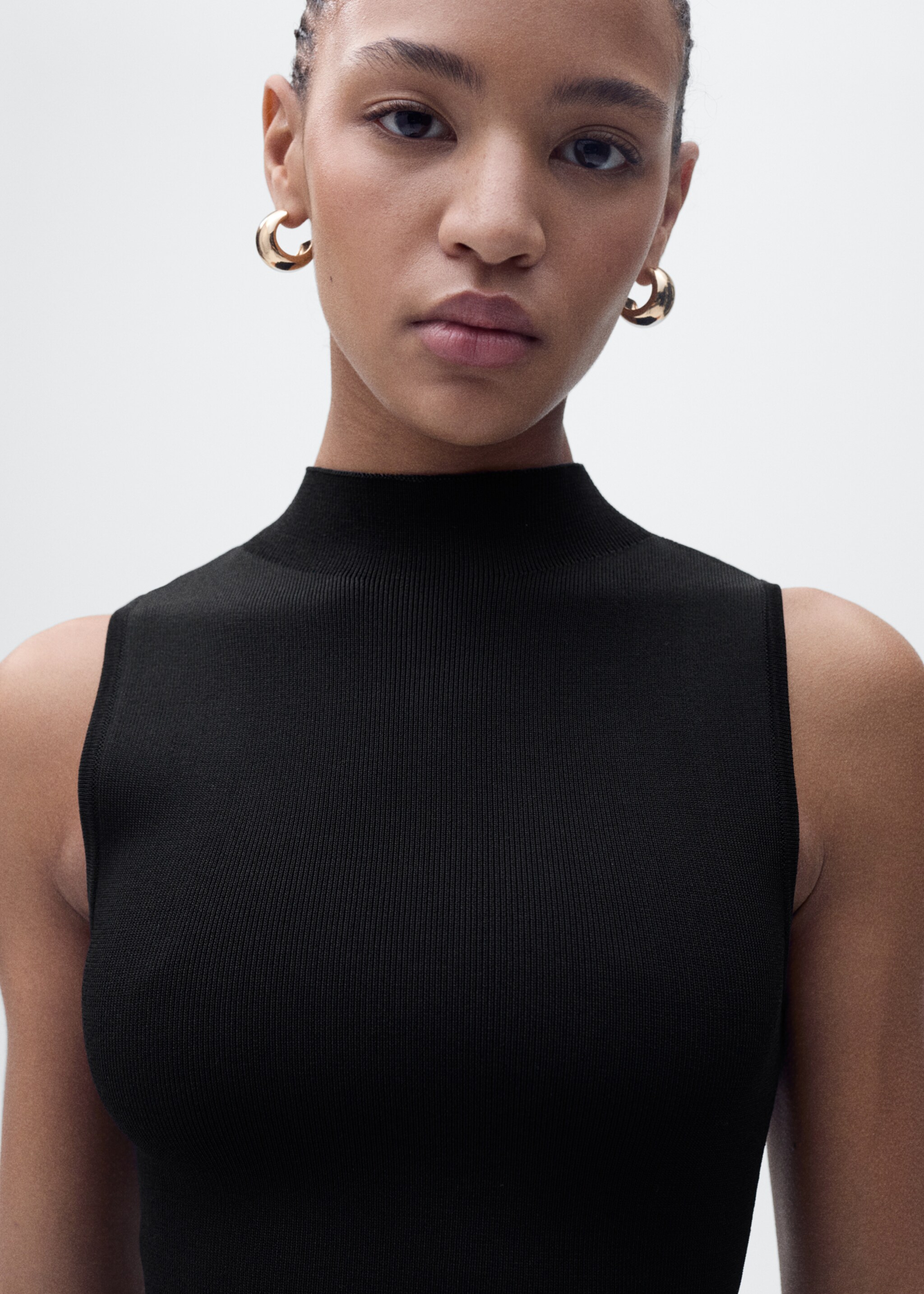 Knitted dress with semi-transparent skirt - Details of the article 2