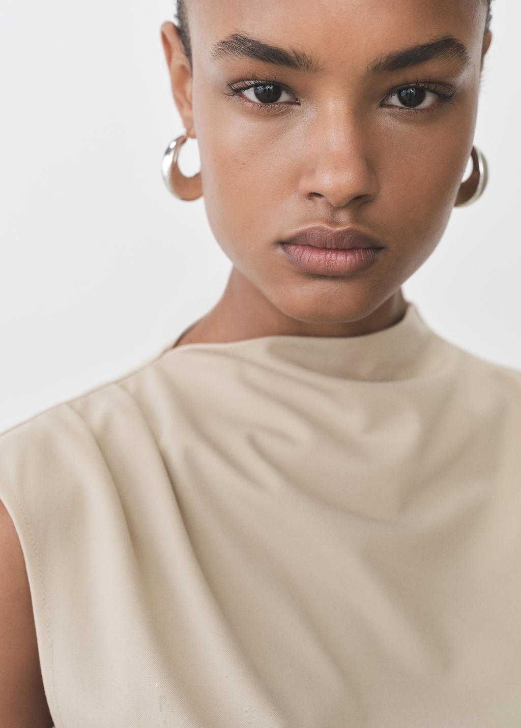 T-shirt with gathered asymmetrical neck - image 4