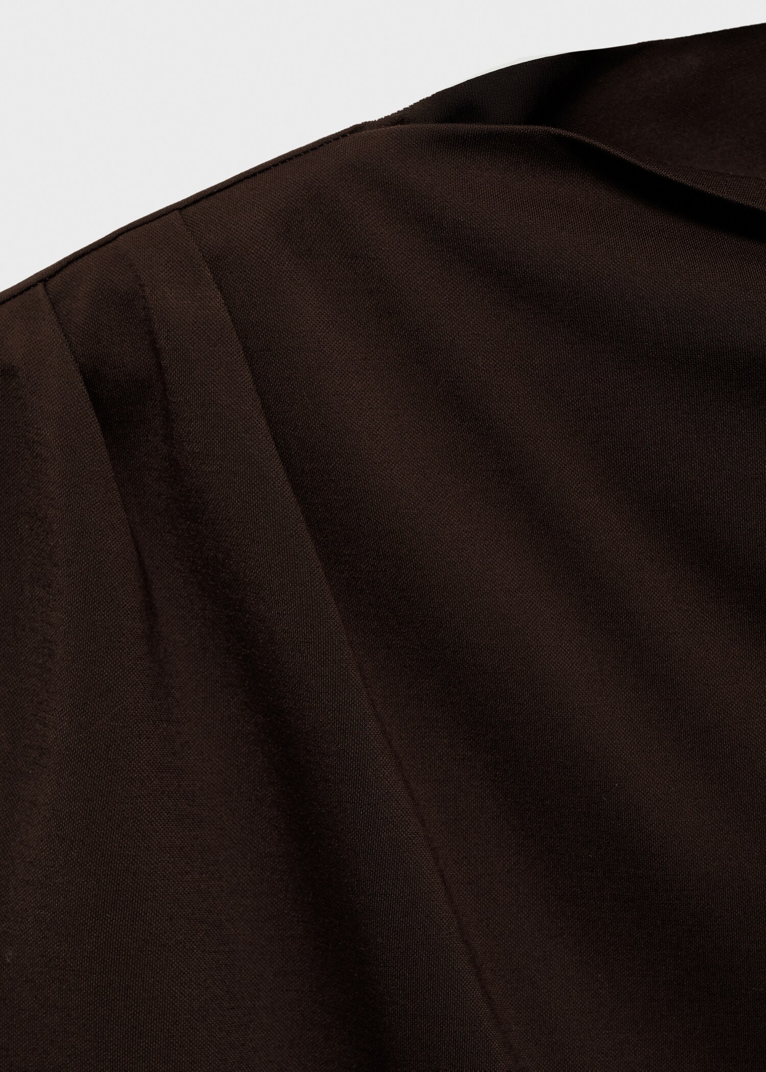 T-shirt with gathered asymmetrical neck - Details of the article 8