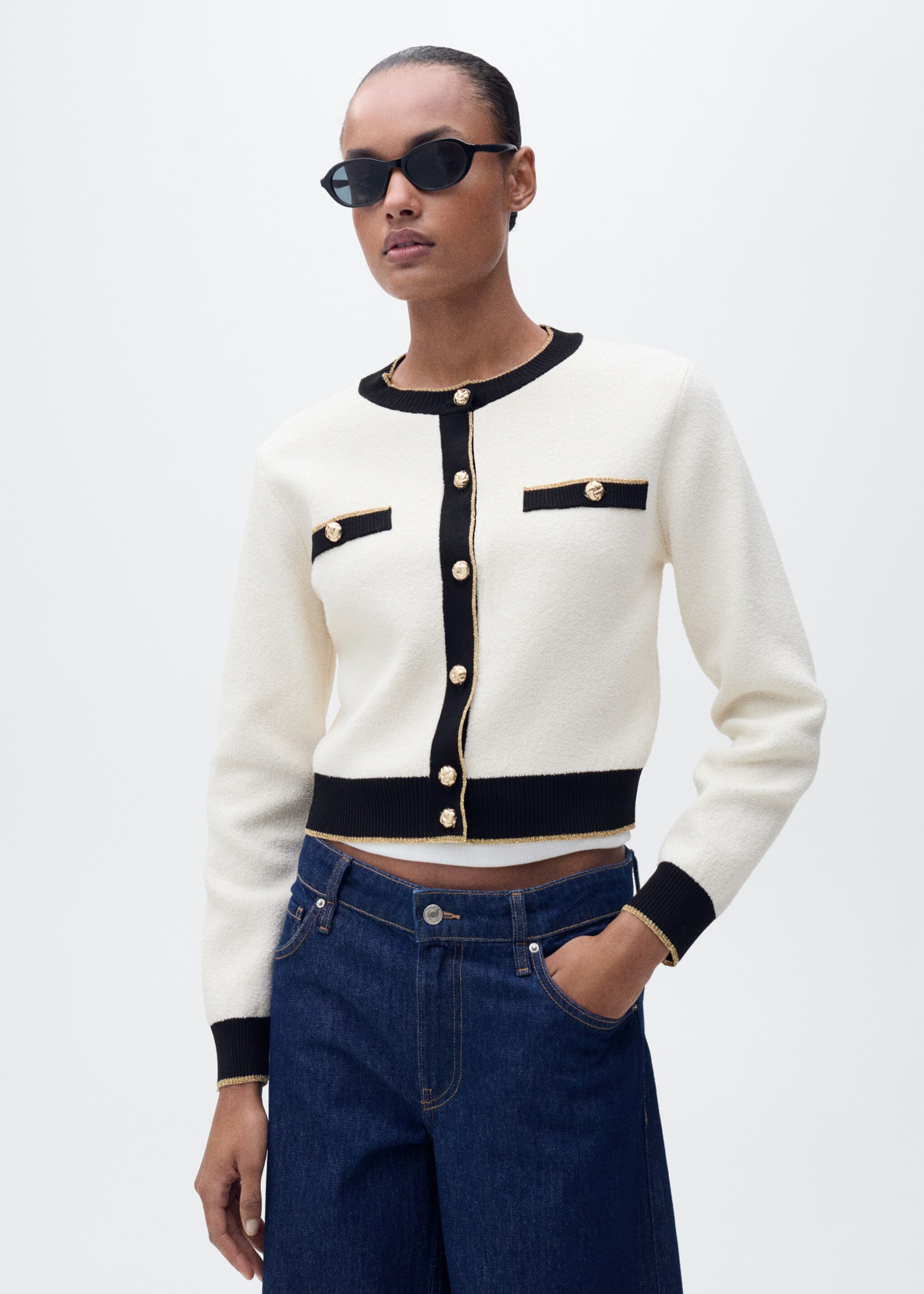 Knitted cardigan with double trim - Medium plane