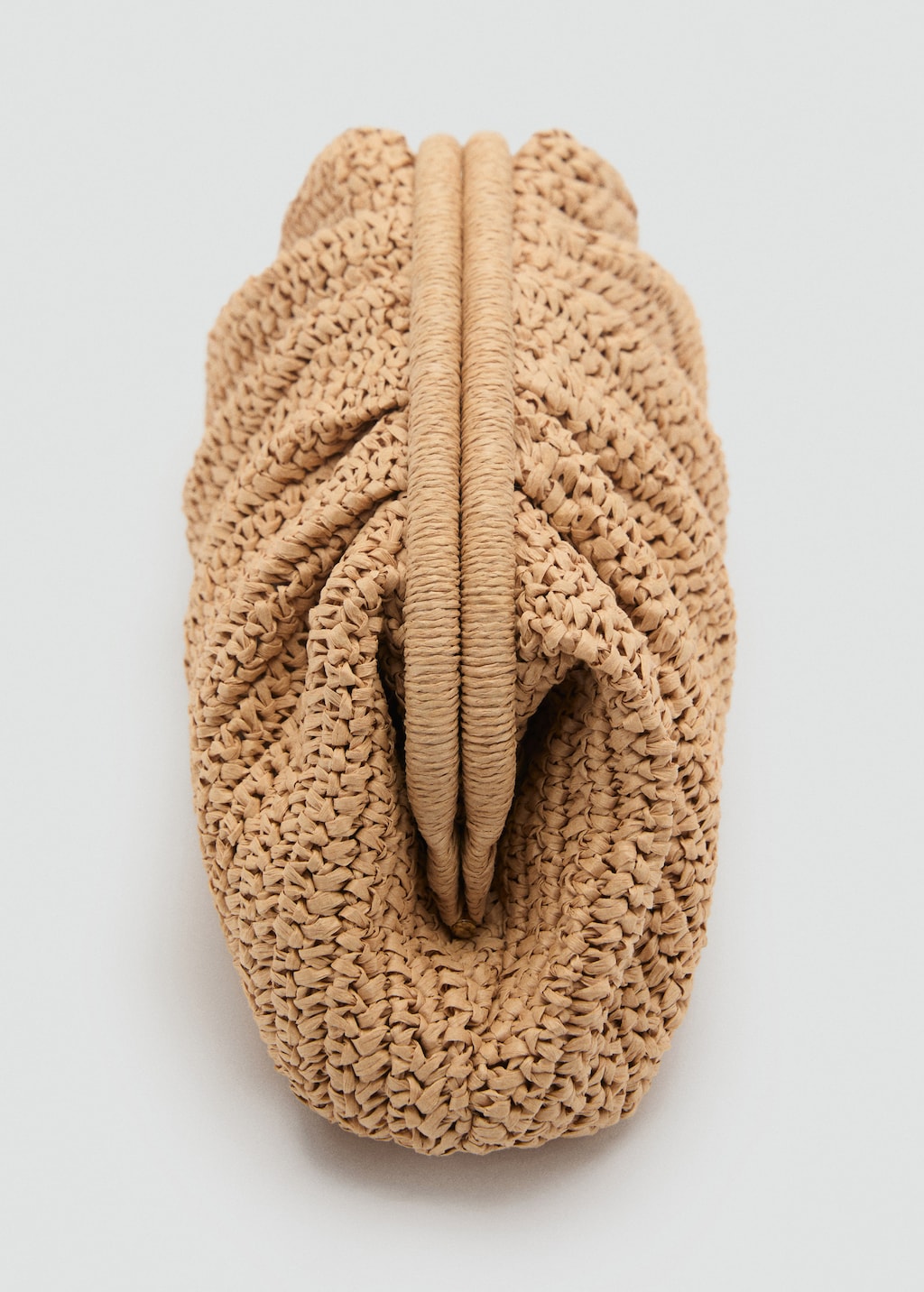 Natural fibre handbag