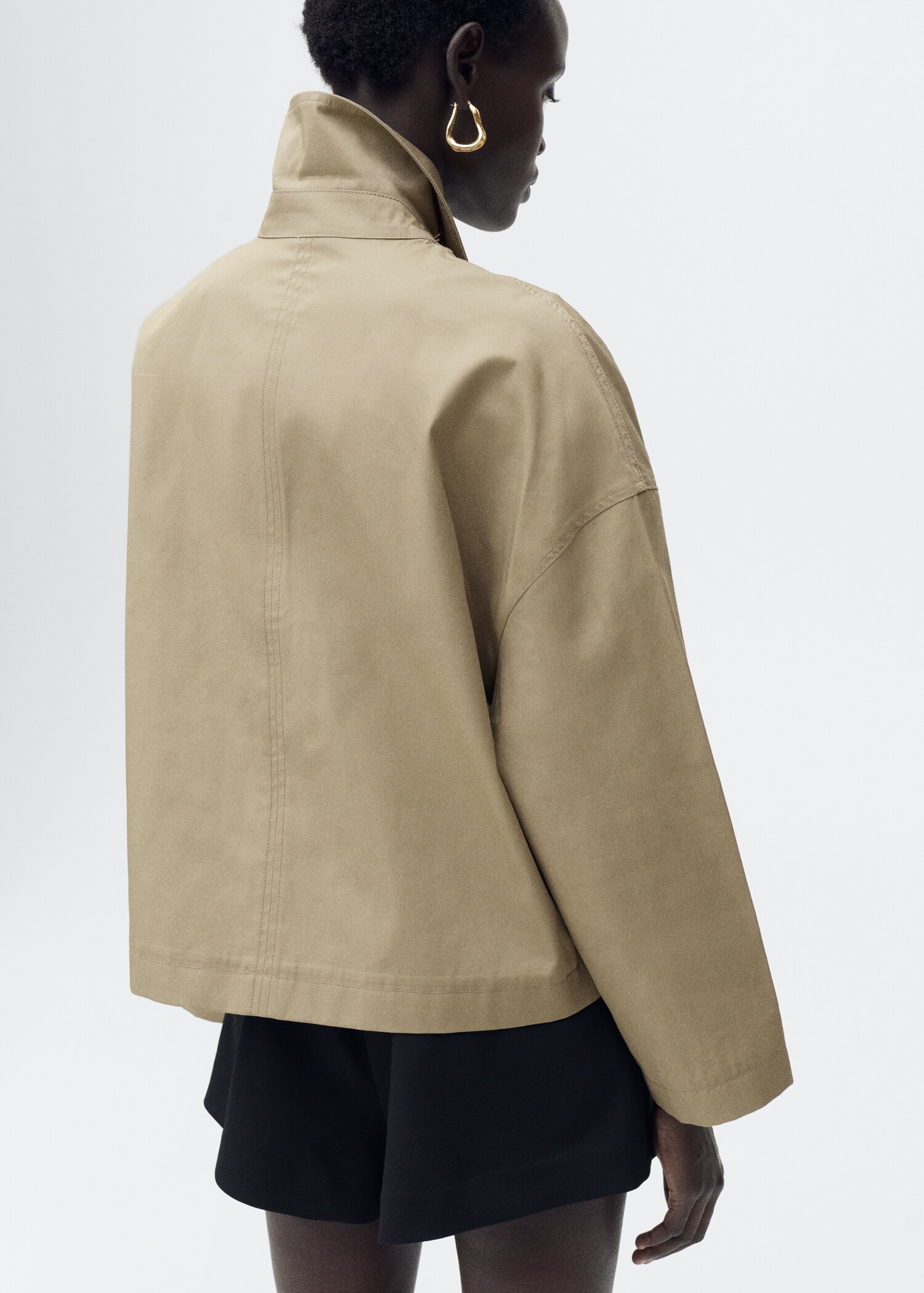 Straight cotton jacket with buttons - Reverse of the article