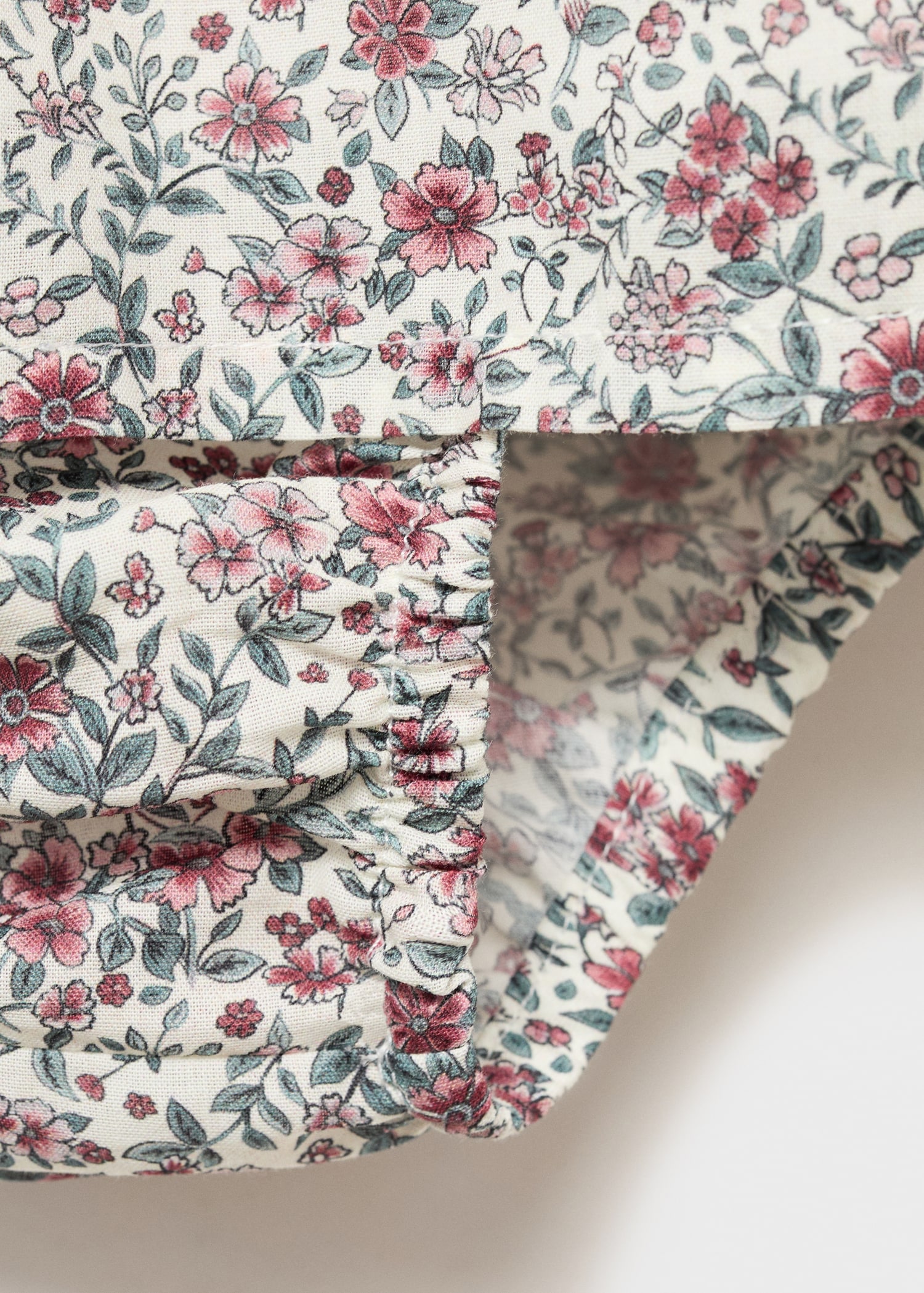 Printed dress and nappy cover - Details of the article 0