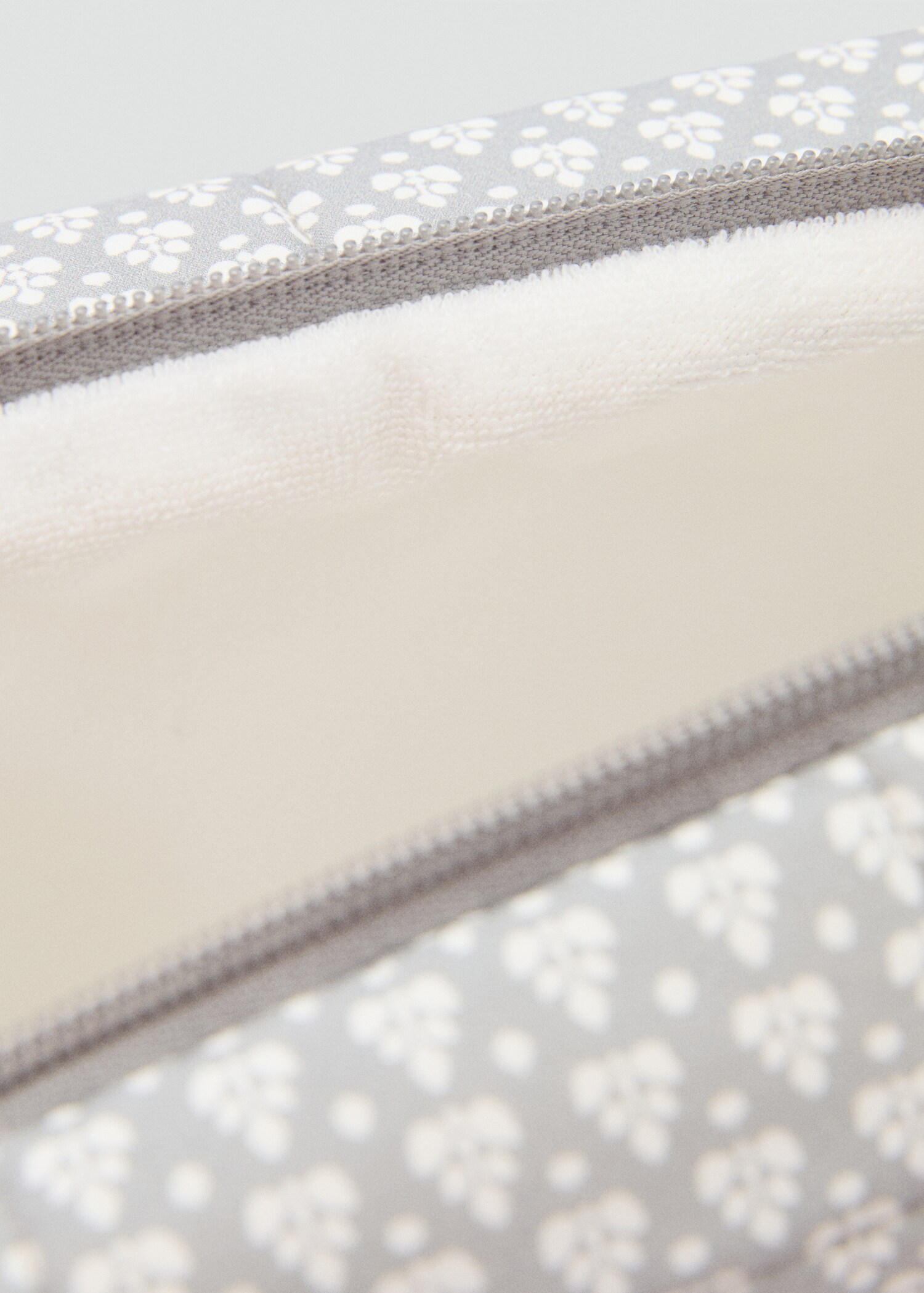 Printed cotton toiletry bag - Details of the article 3