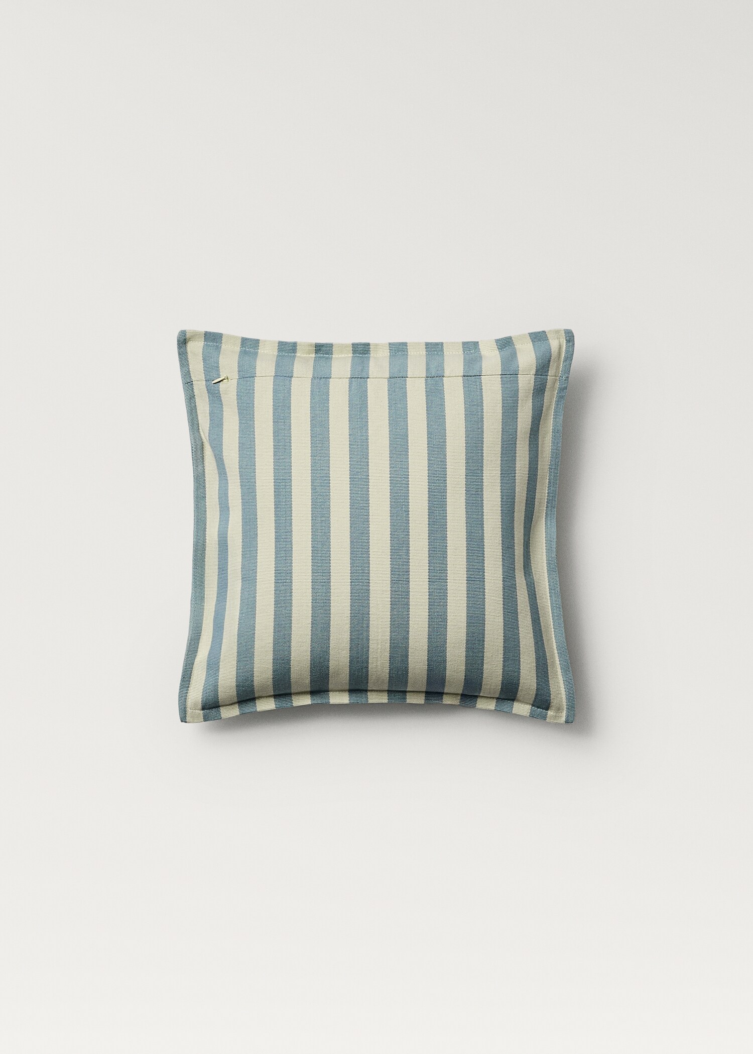 Çocuk için volan detaylı yastık kılıfı 40x40 cm - Ürün detayı 1
