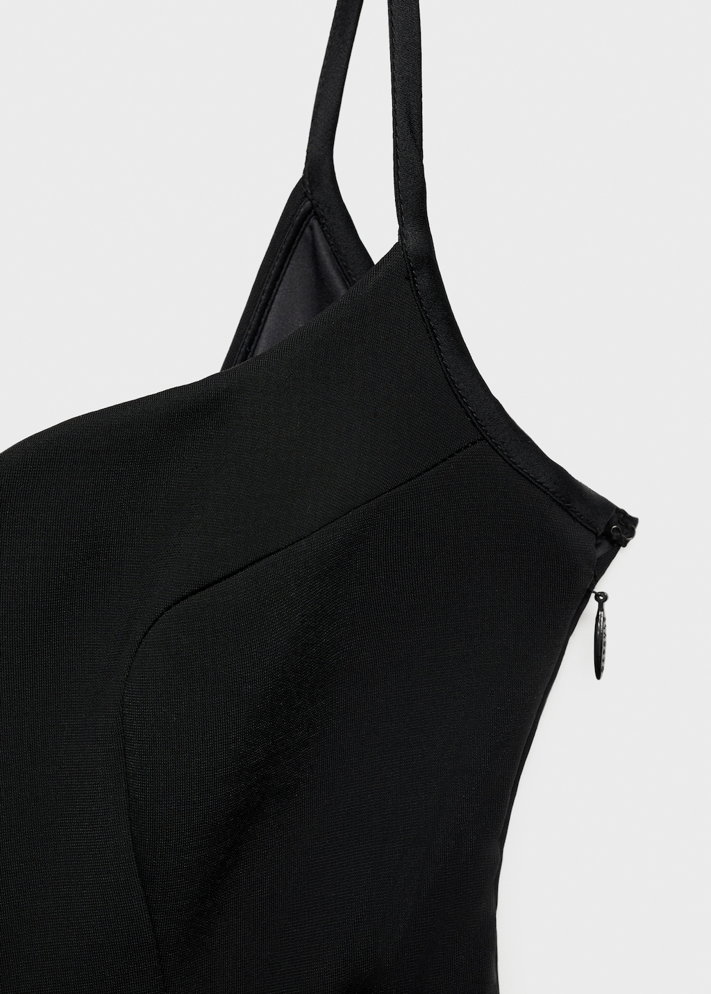 Structured fitted jumpsuit with sweetheart neckline