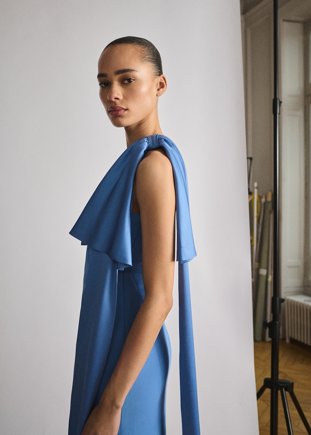 Draped satin dress with bow detail - image 4