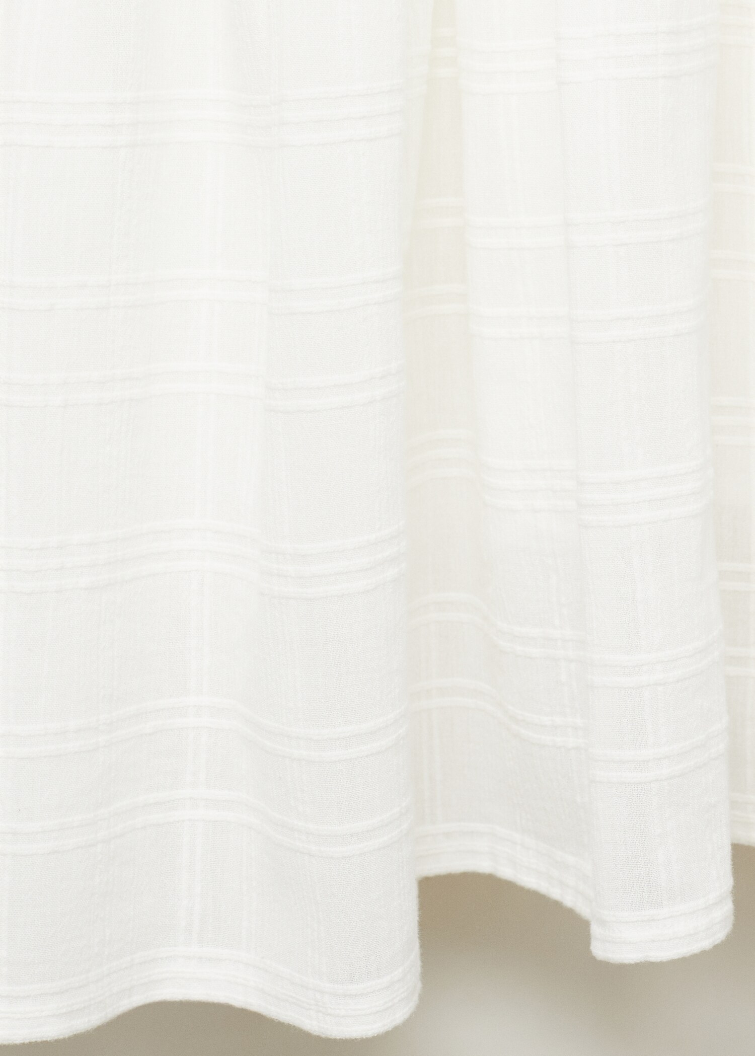 Long dress with embroidered detail - Details of the article 0
