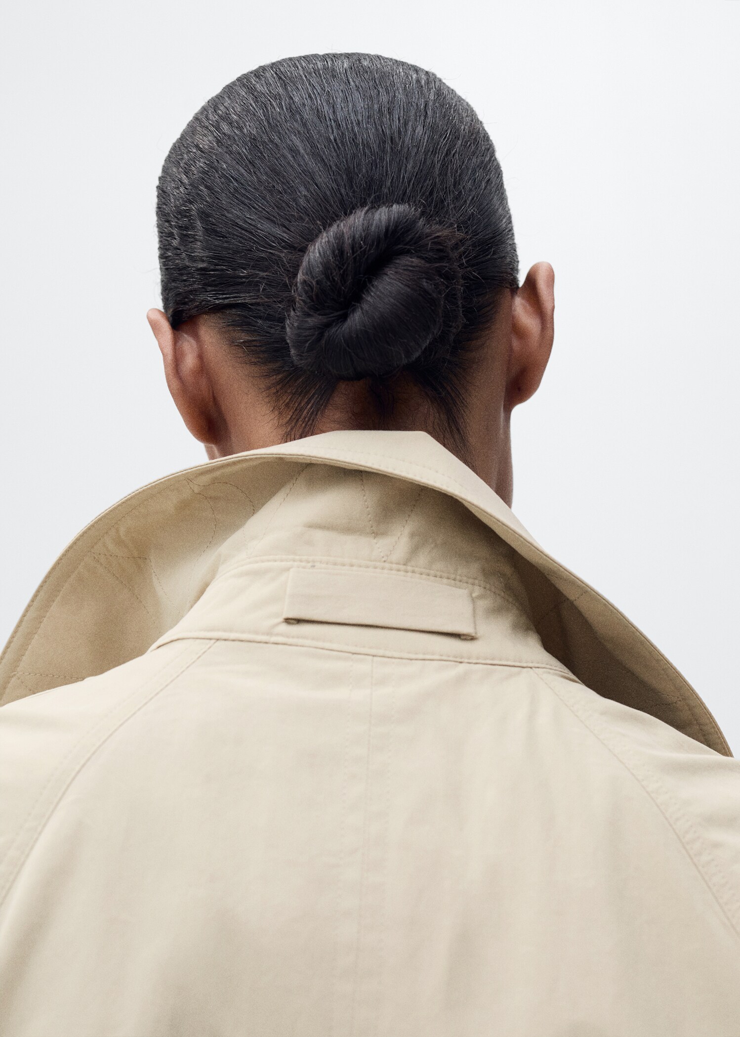 Cotton trench coat with belt - Details of the article 2