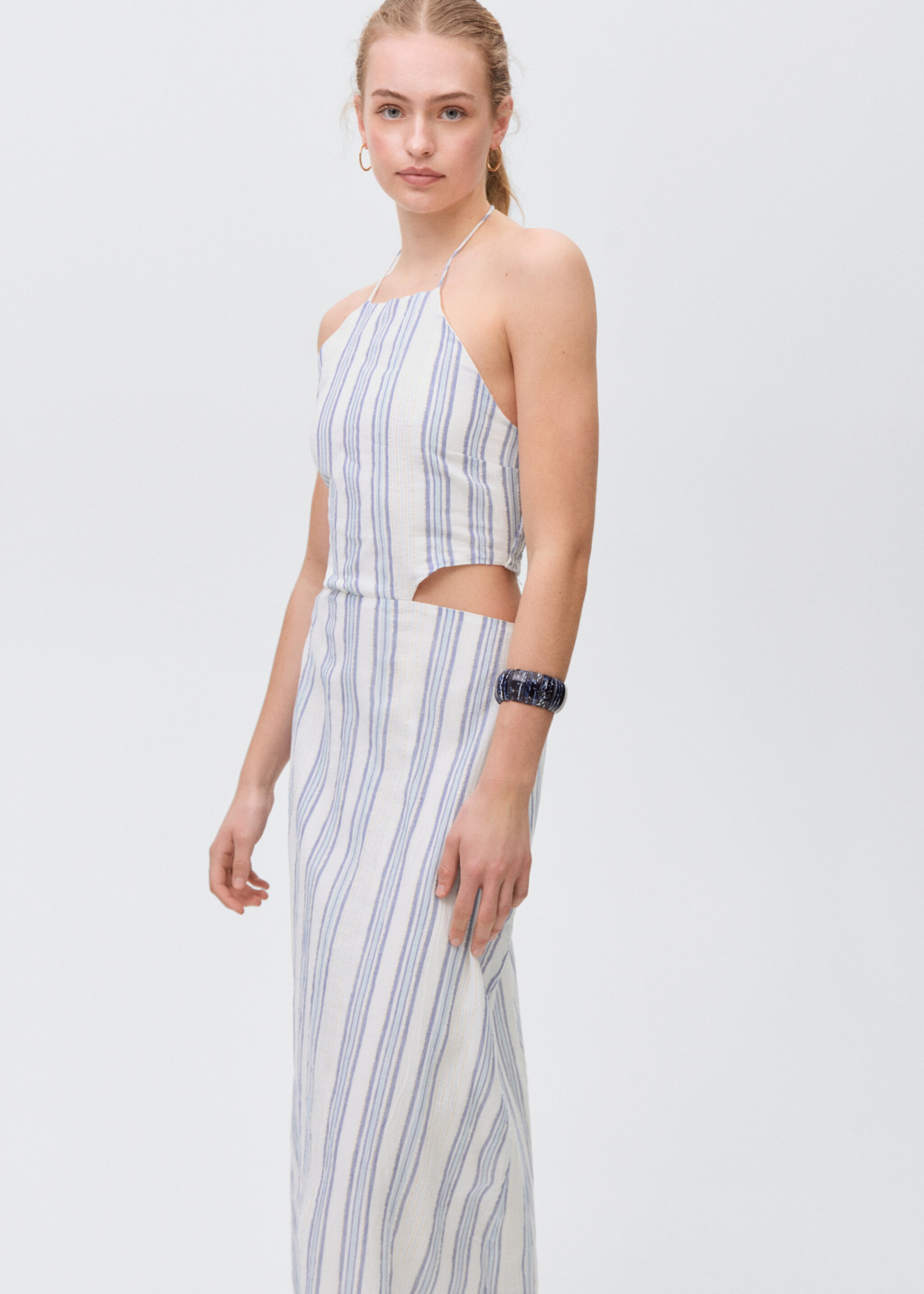 Halter dress with side slits - Medium plane