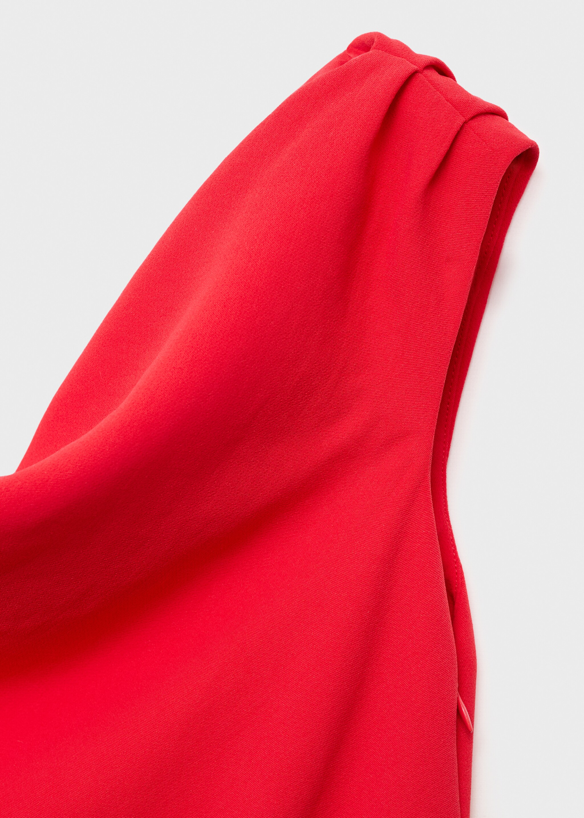 Langer asymmetrischer Jumpsuit mit Drapierung - Detail des Artikels 0