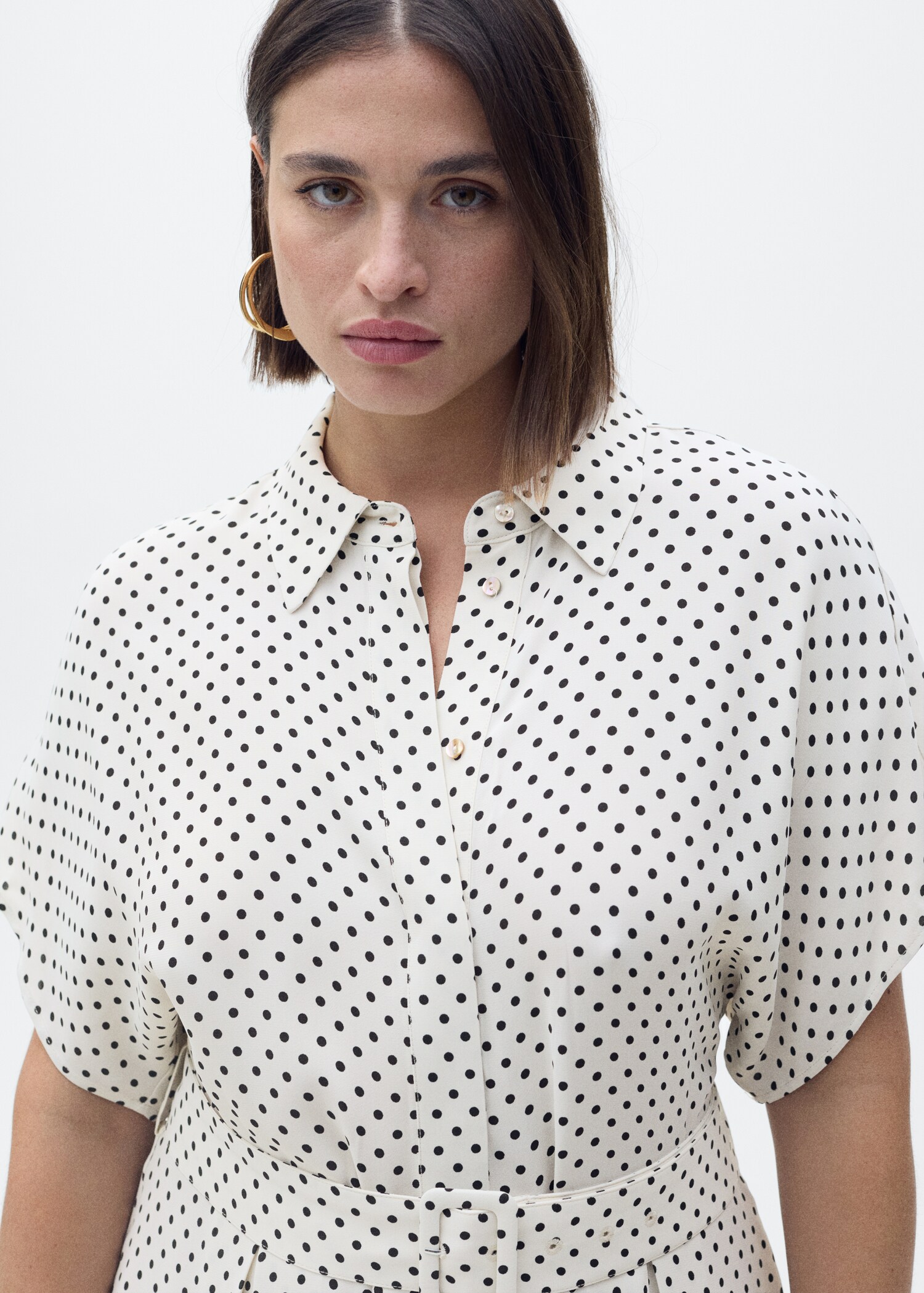 Robe à pois avec ceinture - Détail de l'article 4