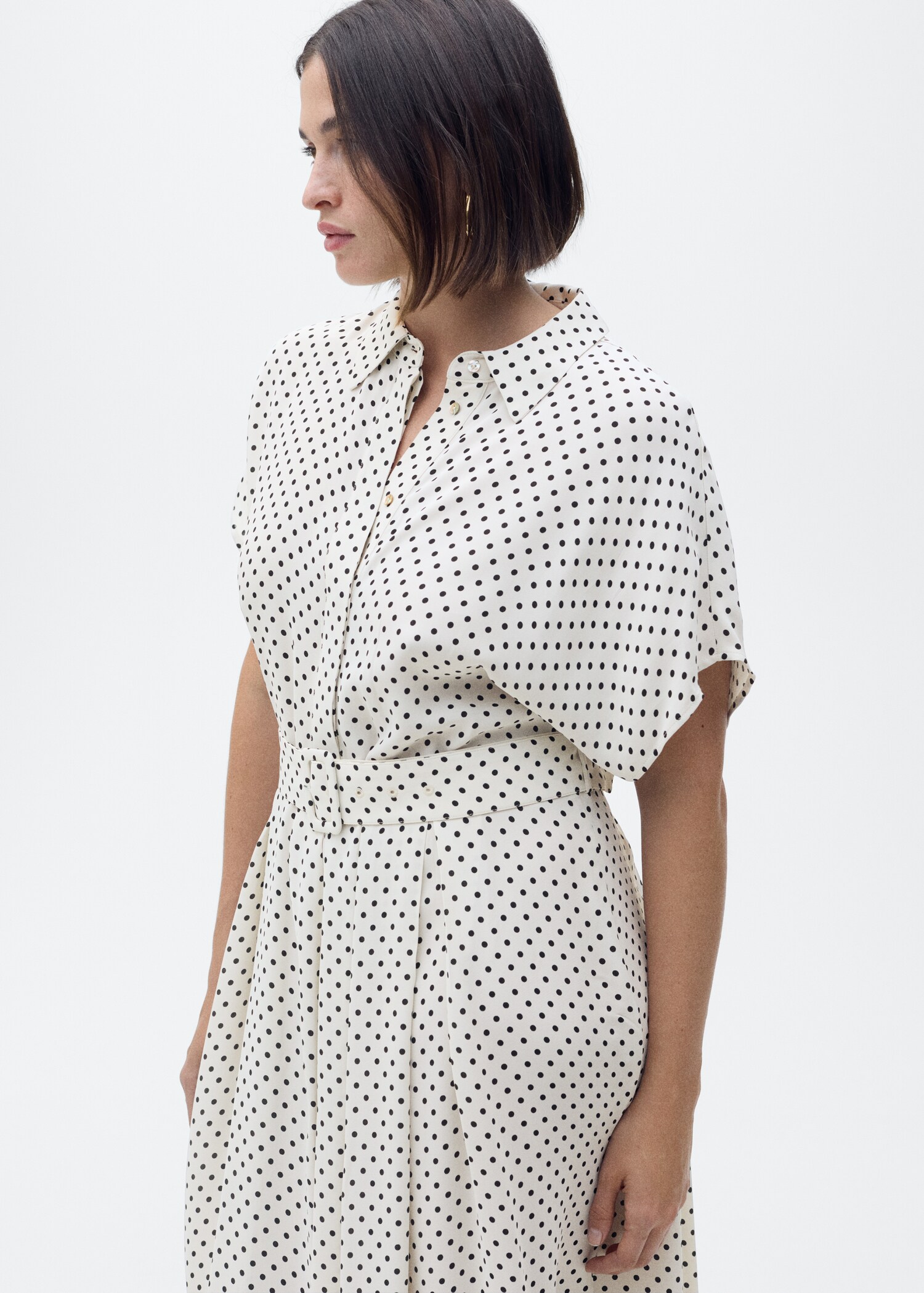 Robe à pois avec ceinture - Détail de l'article 5