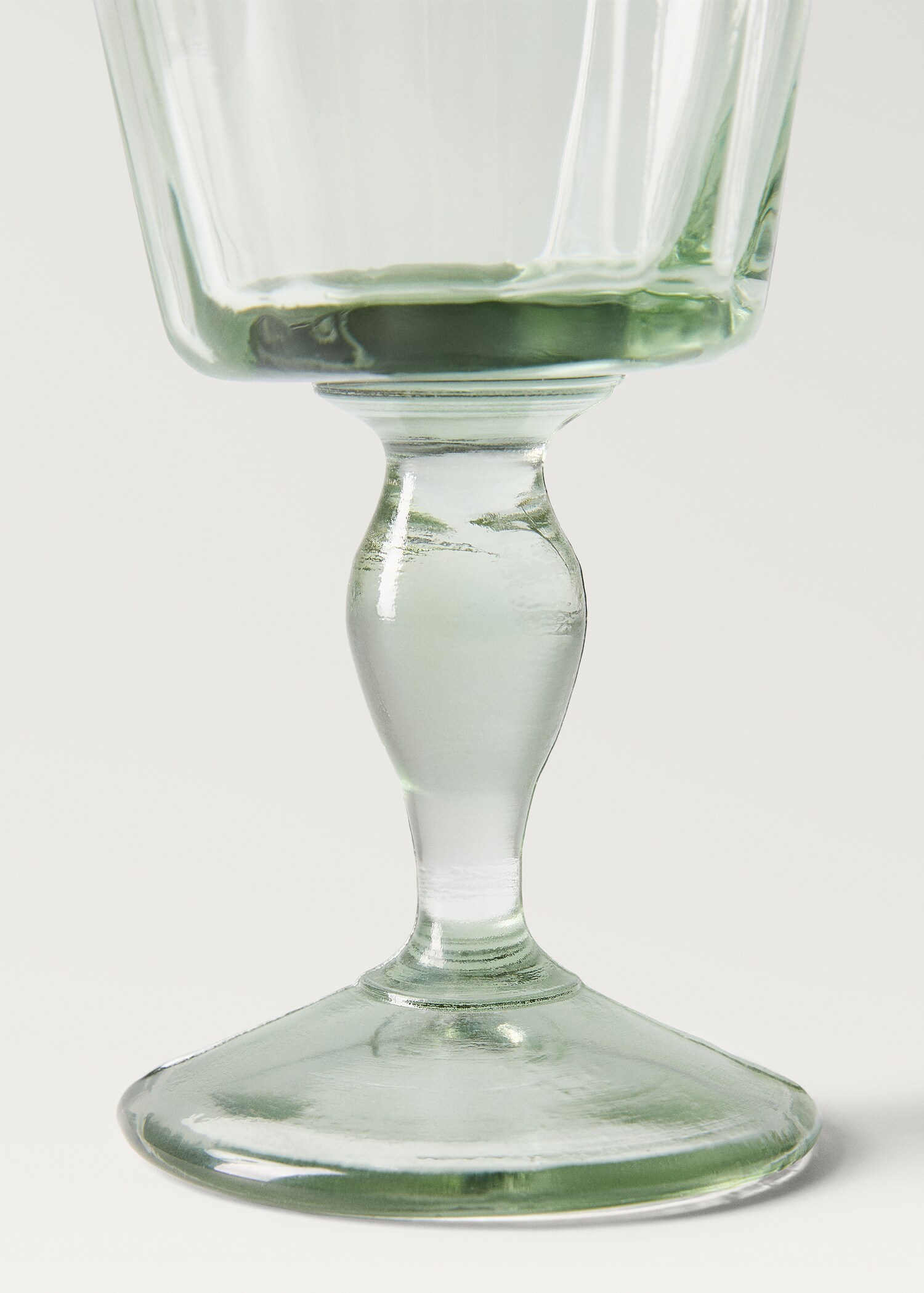 Gerecycled glas reliëf - Detail van het artikel 1
