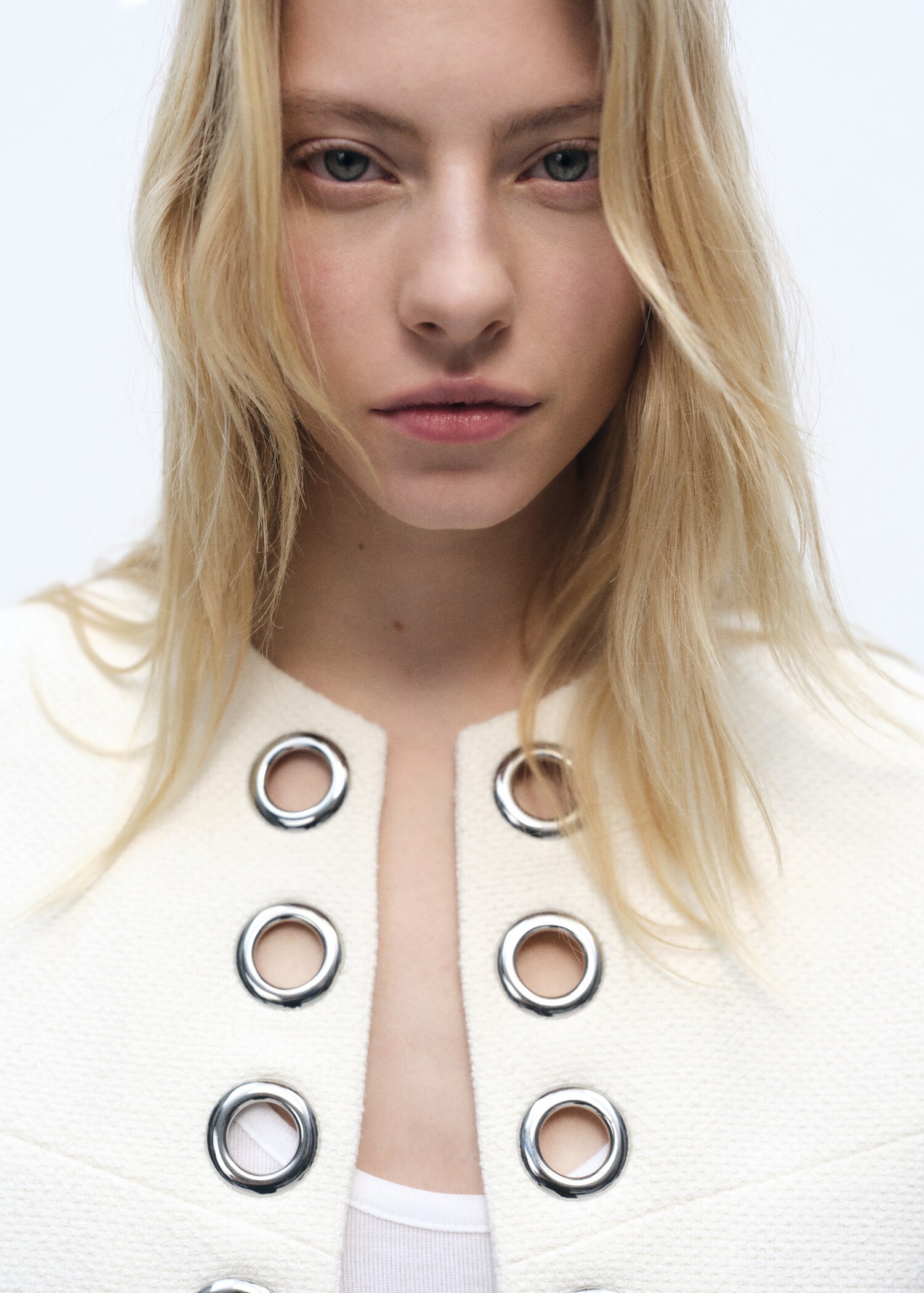 Cotton jacket with die-cut trim - Details of the article 1