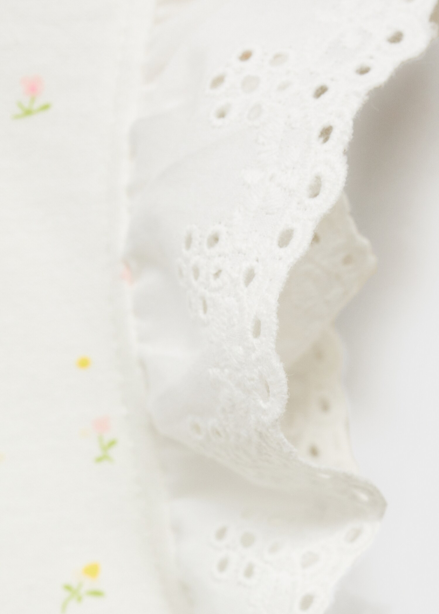 Floral cotton pyjamas - Details of the article 0
