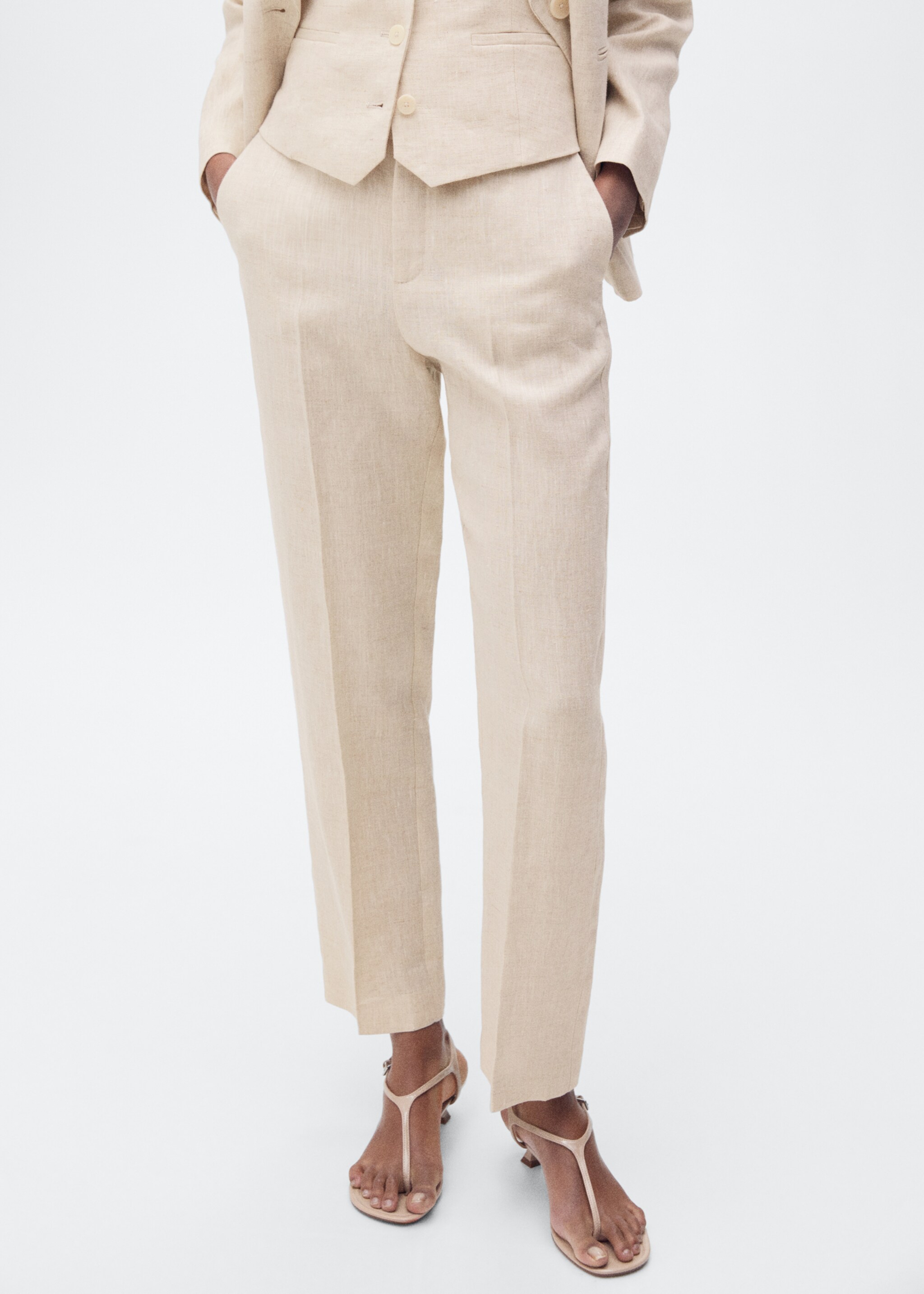 Pantalón traje lino - Plano medio