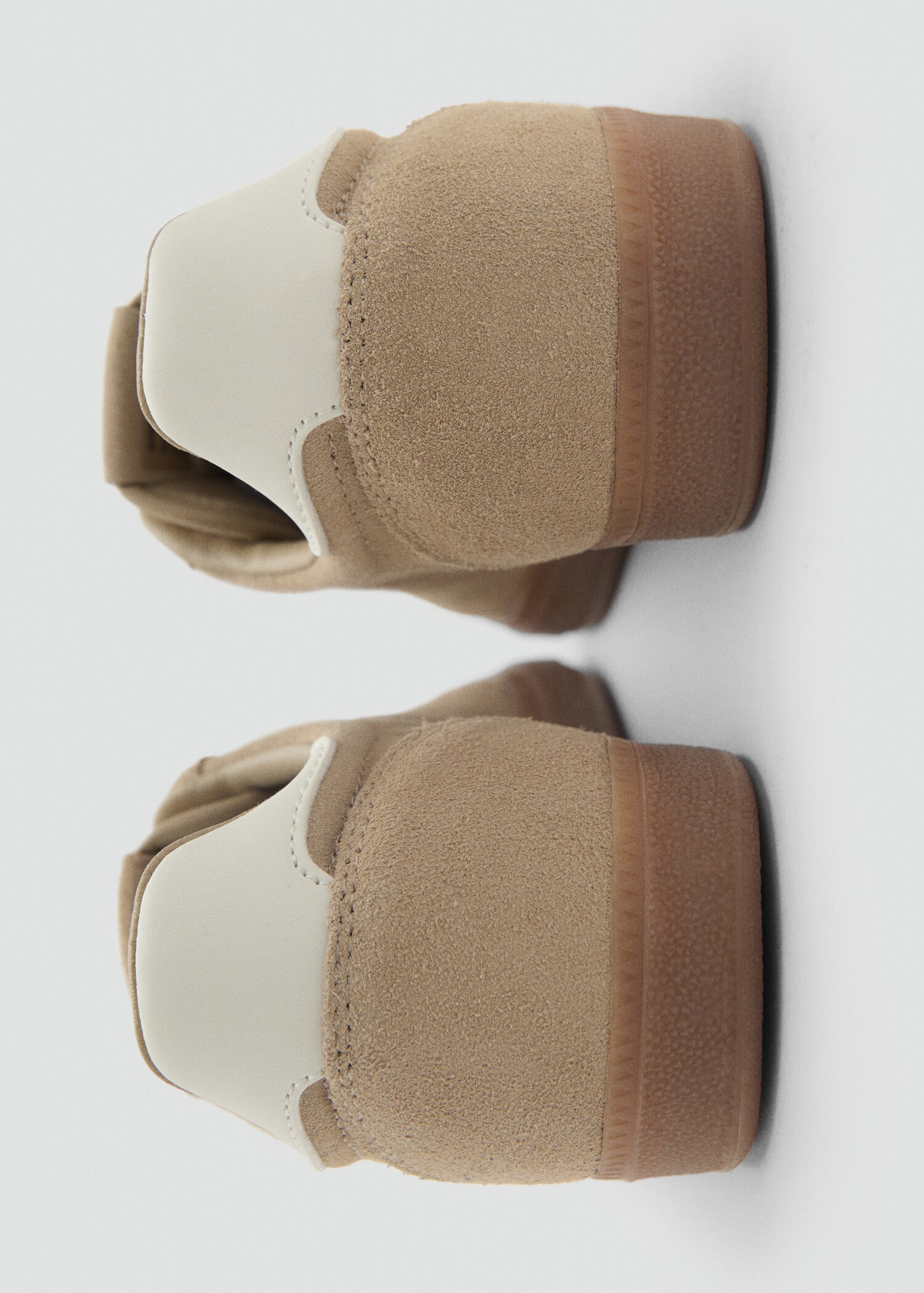 Sneaker aus Rauleder - Detail des Artikels 2