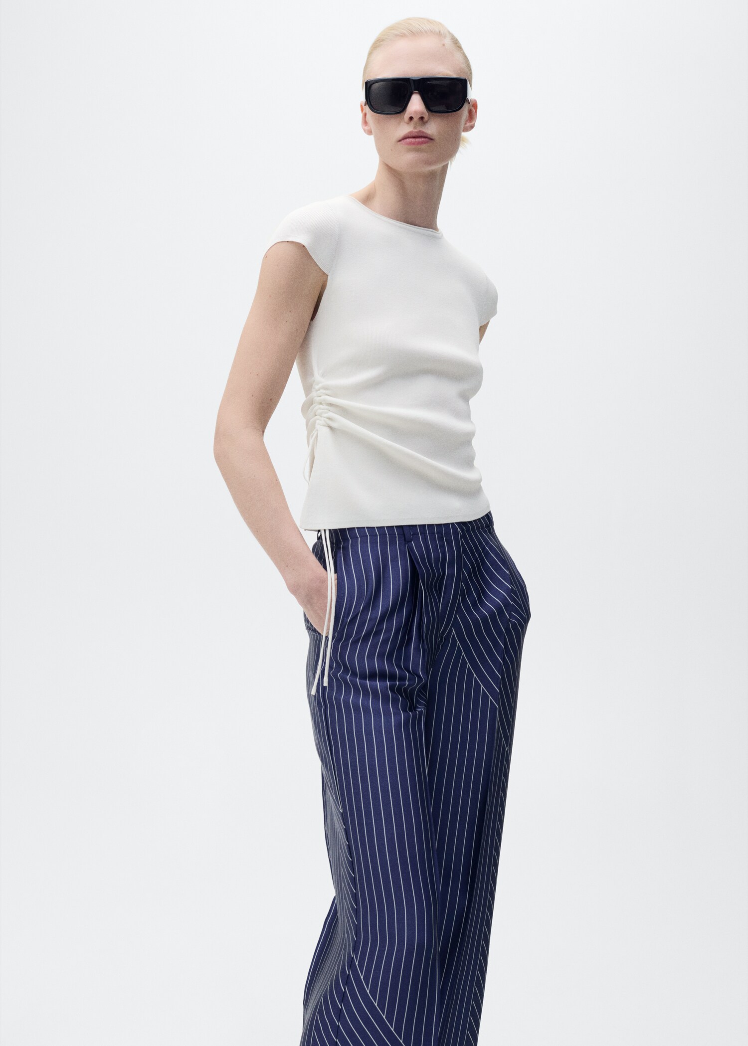 Satin trousers with combined stripes - Details of the article 2