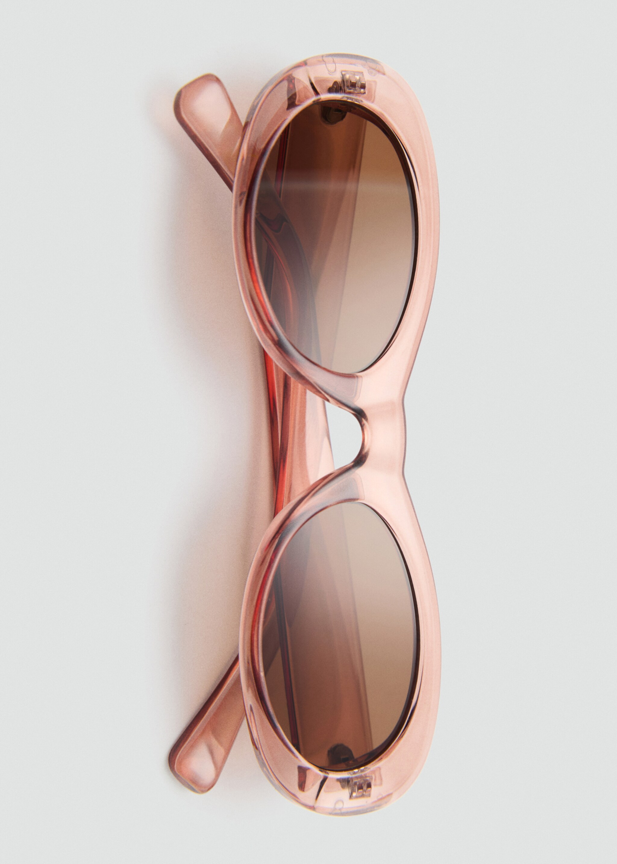 Oval frame sunglasses - Details of the article 2