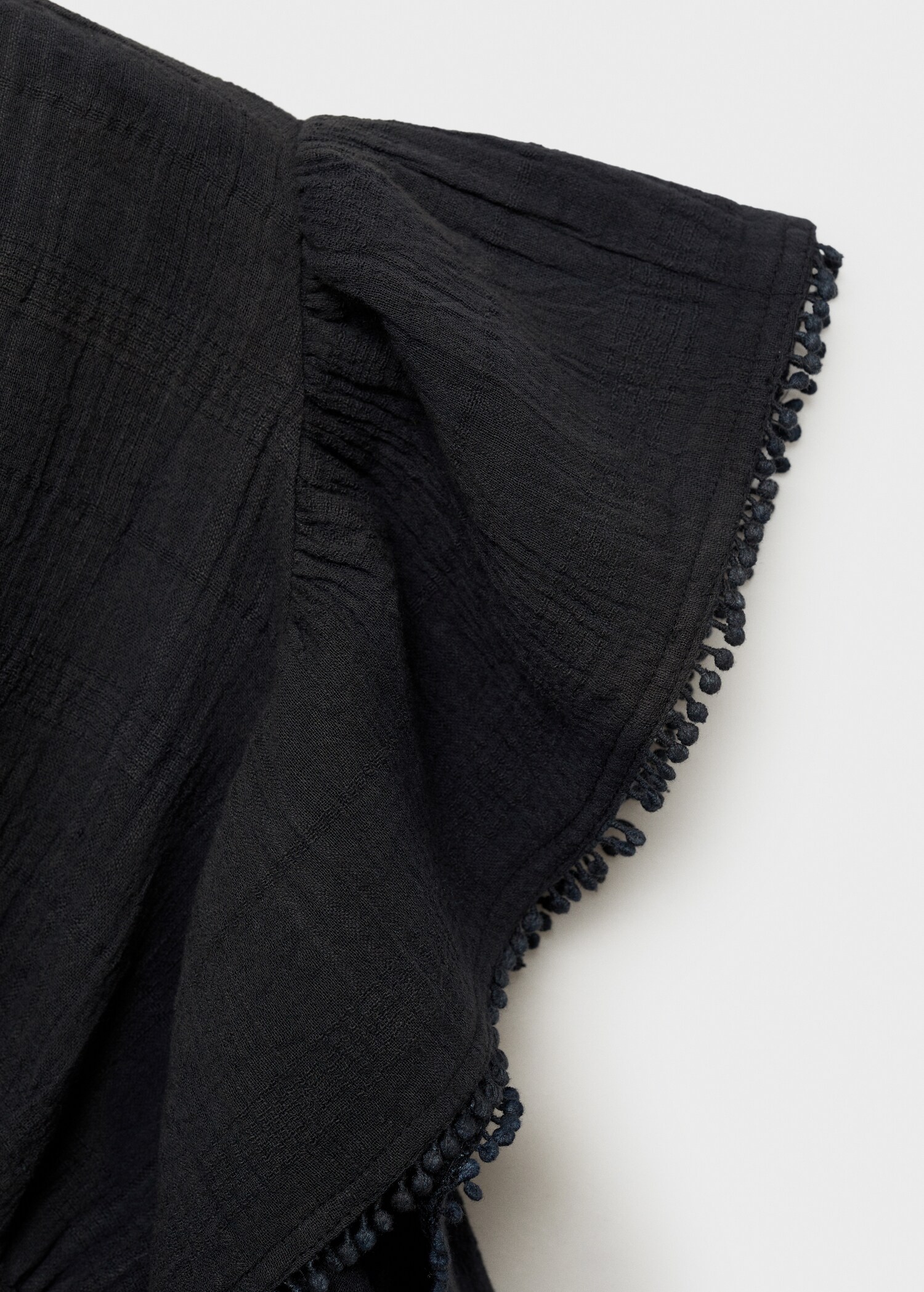 Ruffled crop blouse - Details of the article 0