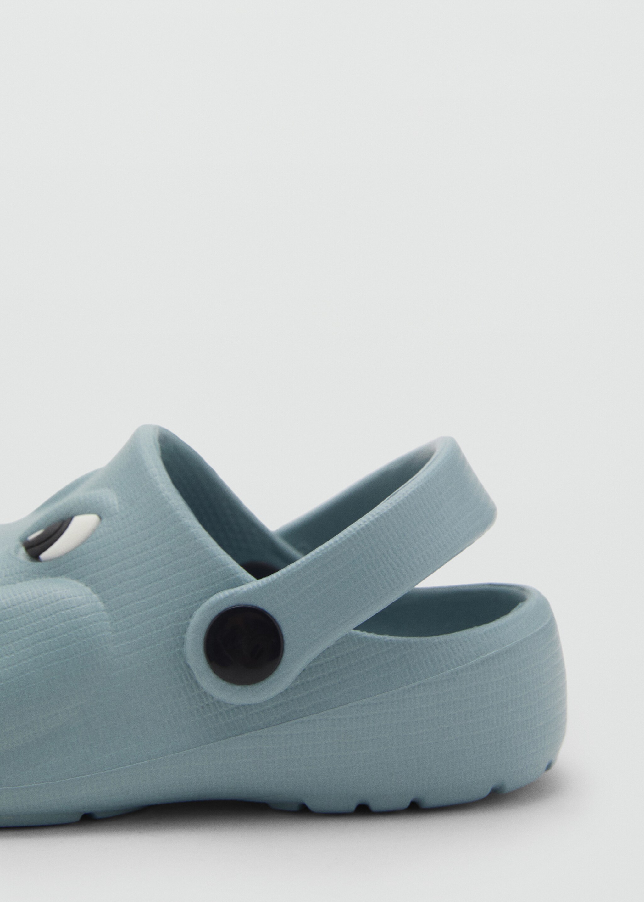 Dragon-design flip-flops - Details of the article 1