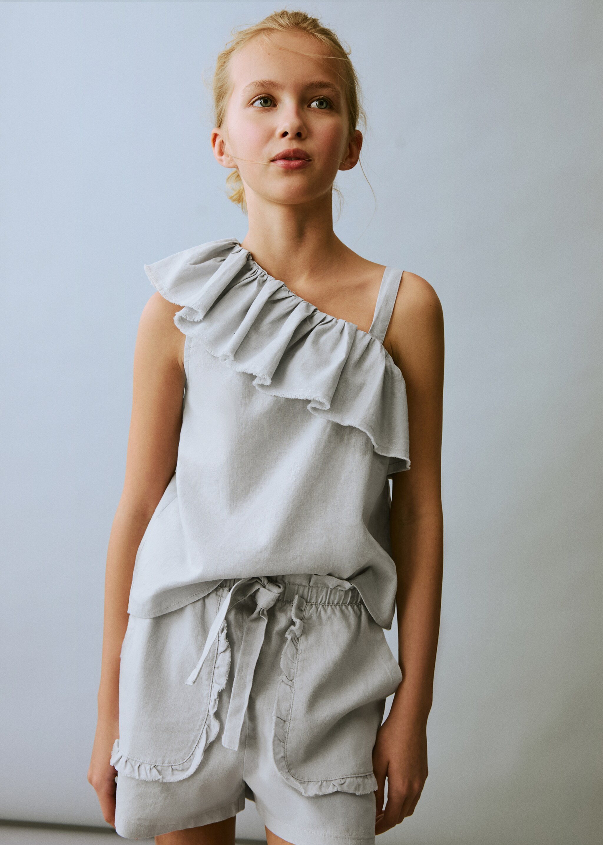 Short lin ceinture - Plan moyen