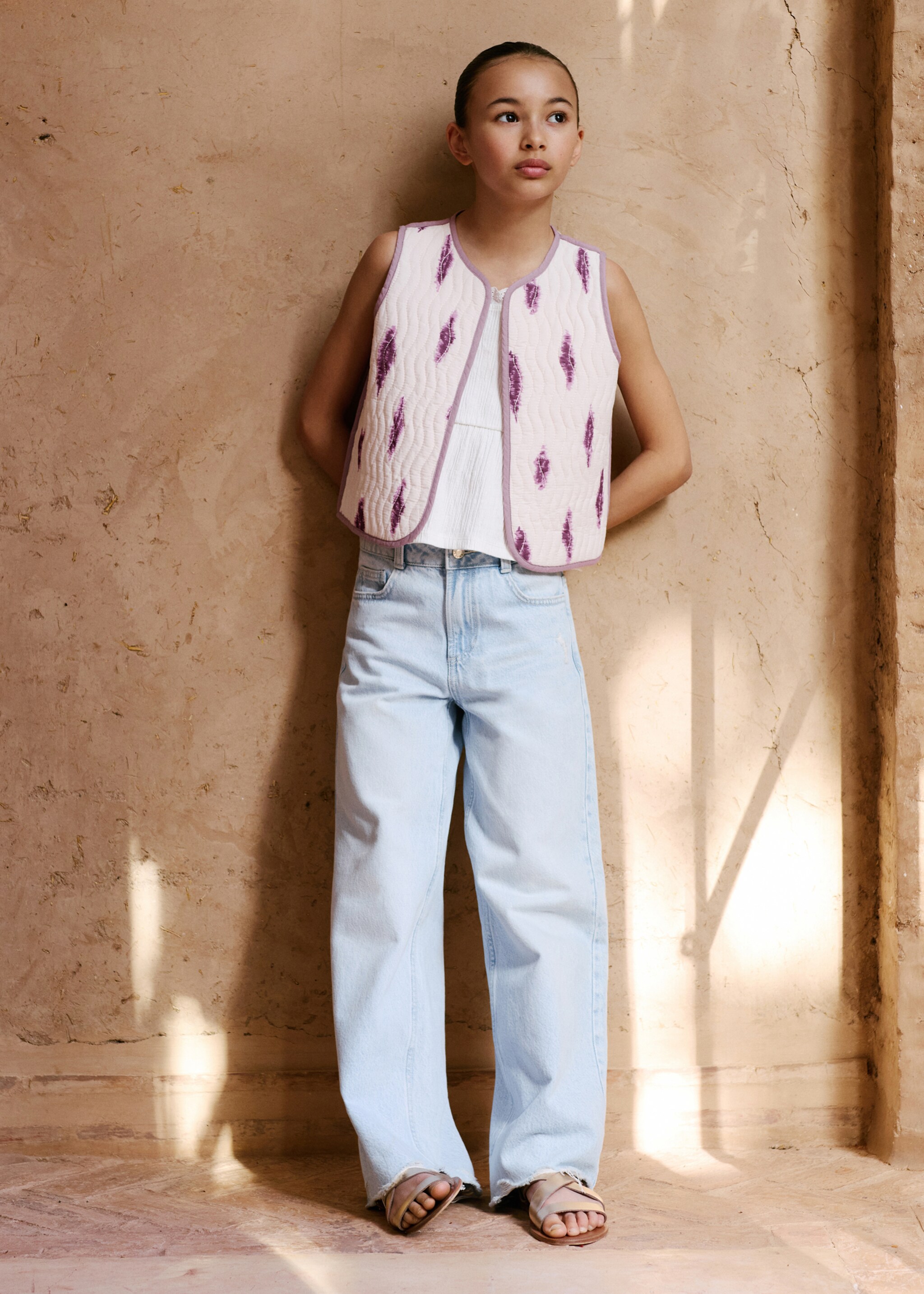 Printed quilted gilet - Details of the article 5