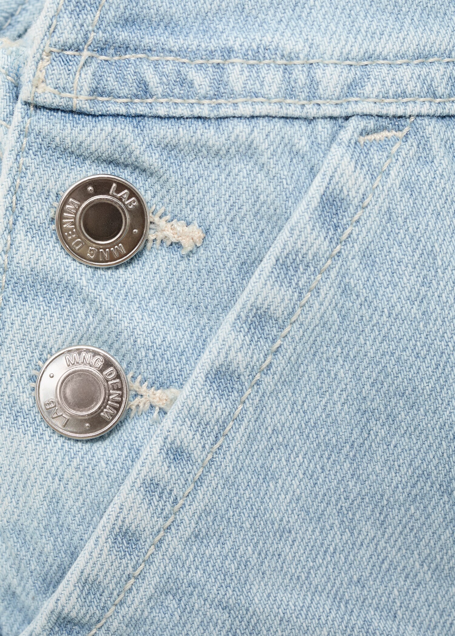 Short denim dungarees - Details of the article 0