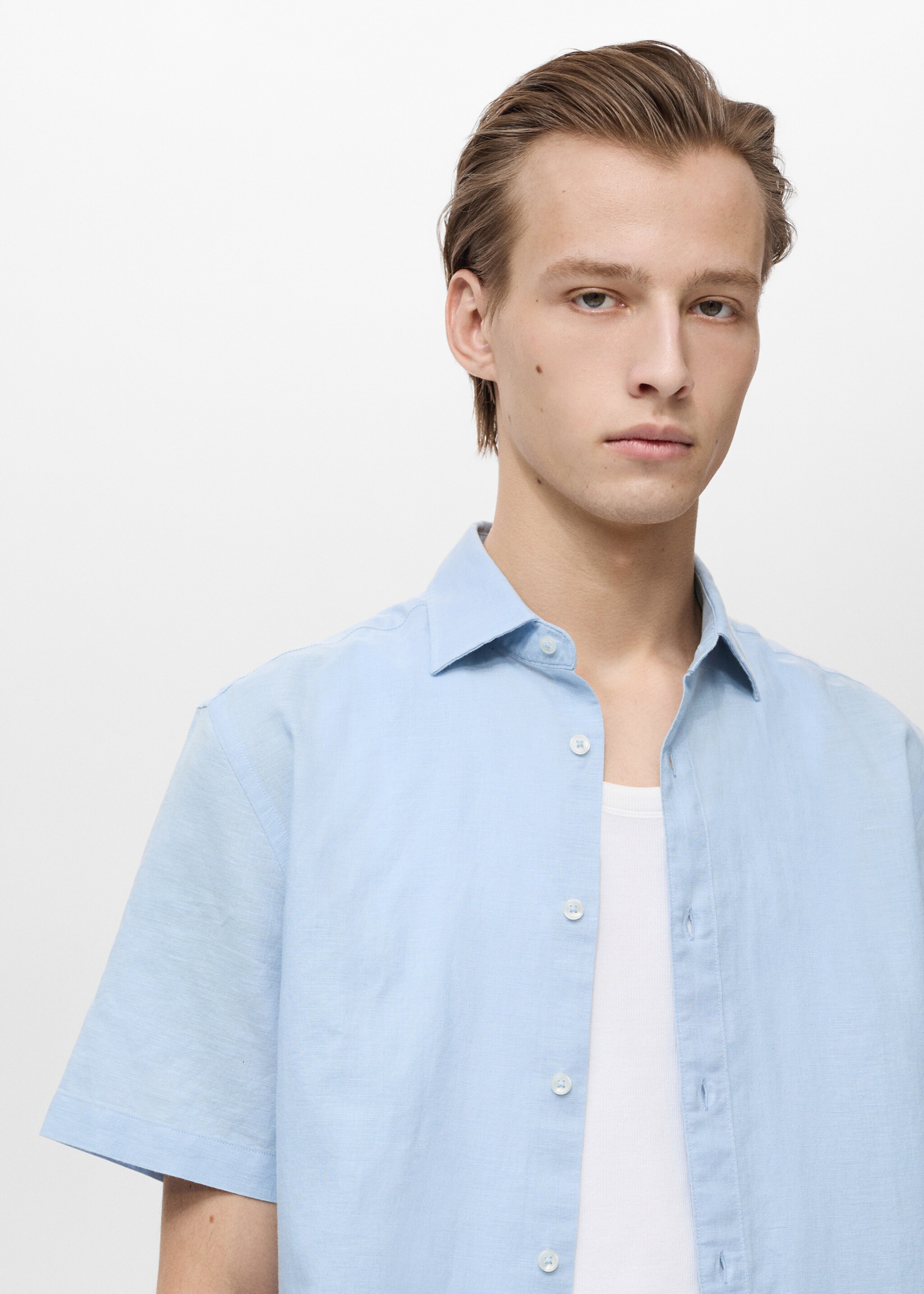 Short sleeve linen-blend shirt - Details of the article 1