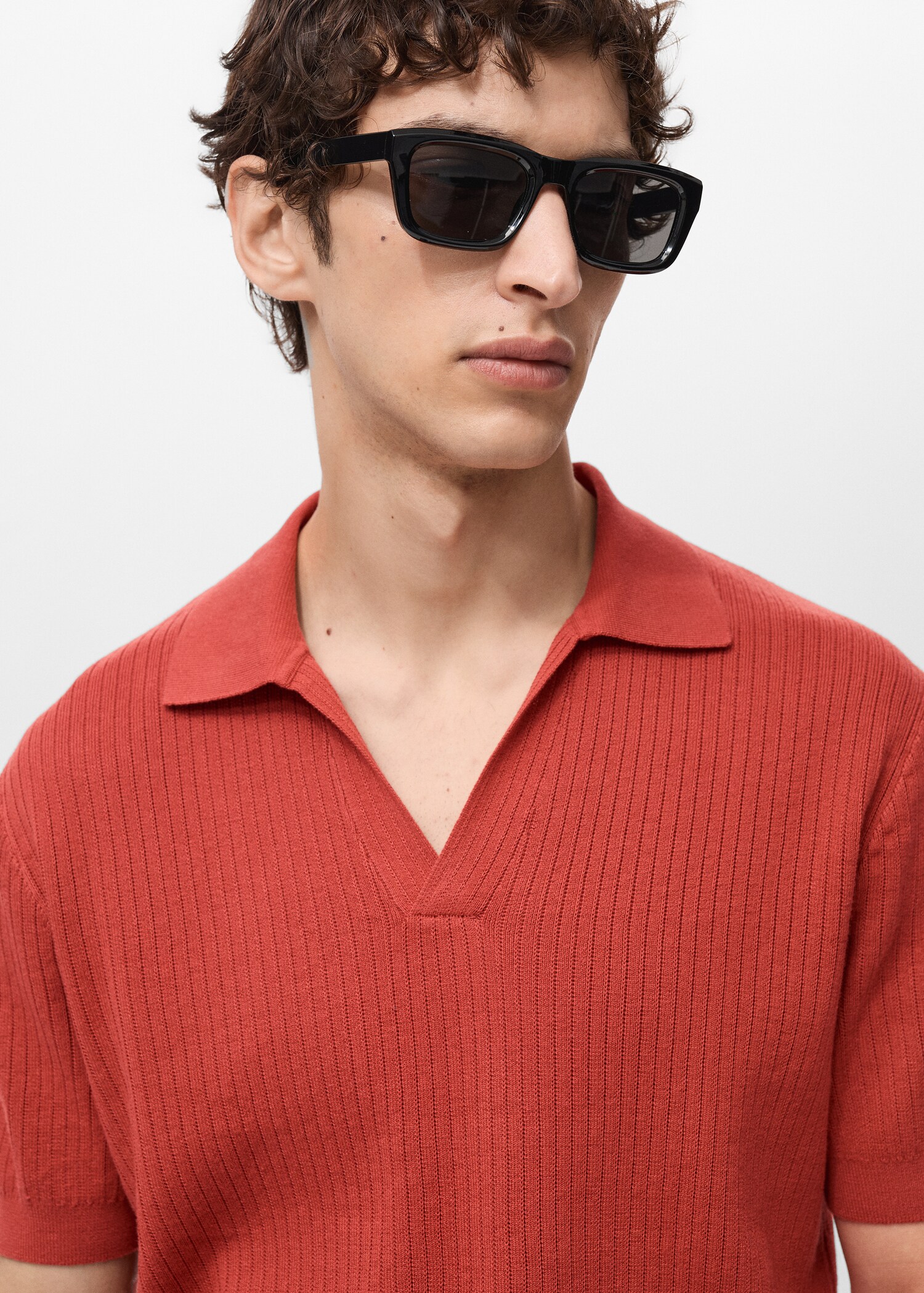 100% cotton ribbed structured polo shirt - Details of the article 1